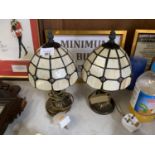 A PAIR OF TIFFANY STYLE LAMPS