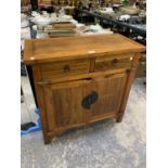 A MODERN WOODEN SIDE BOARD WITH TWO DRAWS AND CUPBOARD