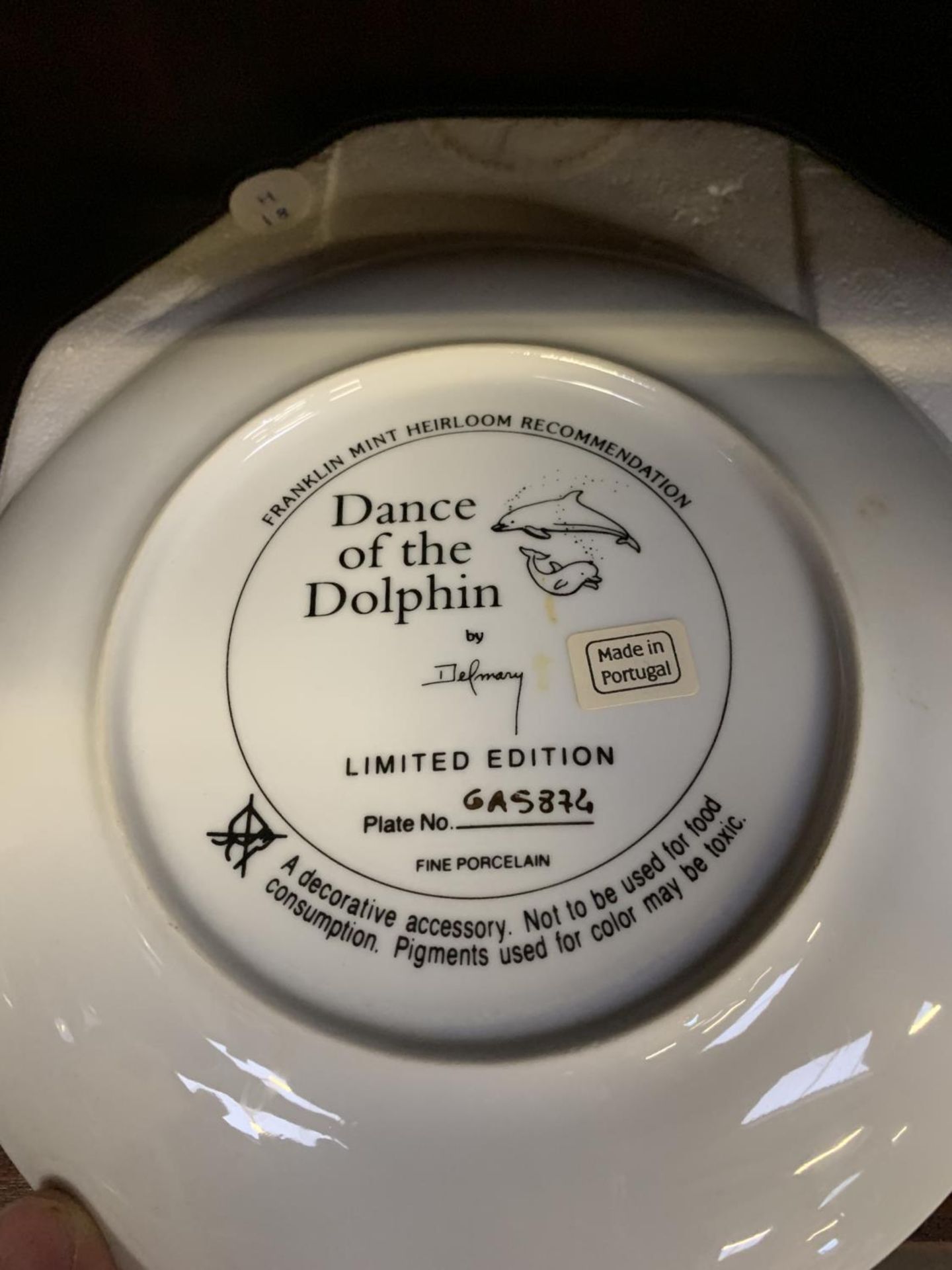 A DANCE OF THE DOLPHIN LIMITED EDITION PLATE - PLATE NO GA5874 - Image 2 of 2