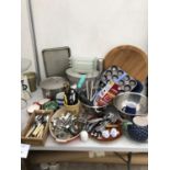 A LARGE LOT OF KITCHEN ITEMS - PANS ETC