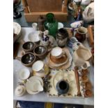 A GROUP OF MIXED CERAMICS TO INCLUDE CONTINENTAL FIGURE, JUGS, VASE ETC