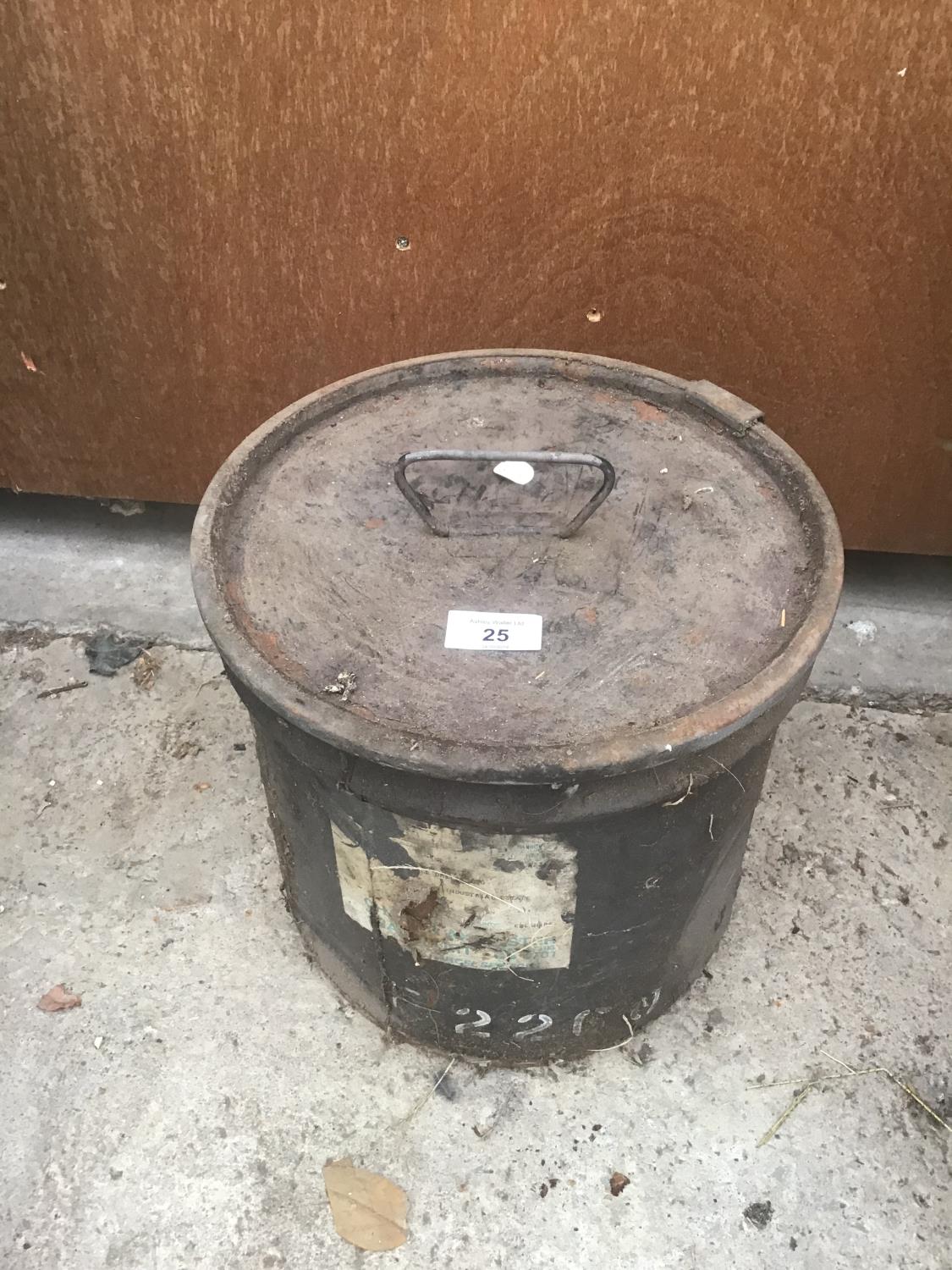 A TUB OF GRAPHITE GREASE