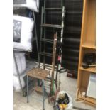 VARIOUS ITEMS TO INCLUDE A METAL STEP LADDER, A VINTAGE FOLDING STEP STOOL, GARDEN TOOLS AND SPARE