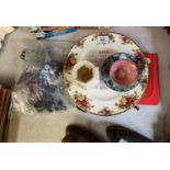 MIXED ITEMS - MECCANO, A OLD COUNTRY ROSES CALENDAR PLATE, TOGETHER WITH AN ORIENTAL BOWL, A MAVIS