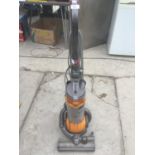 A DYSON DC25 ROLLER BALL VACUUM CLEANER IN WORKING ORDER