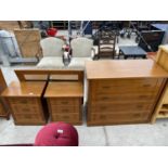 A MODERN HARDWOOD CHEST OF FOUR DRAWERS, TWO MATCHING BEDSIDE CHESTS OF DRAWERS AND A MIRROR