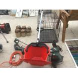 A FYNALITE QIUCK PICK FORK AND BUCKET, A REFLEX GL550 25CM STRIMMER IN WORKING ORDER AND A BOSCH PRT
