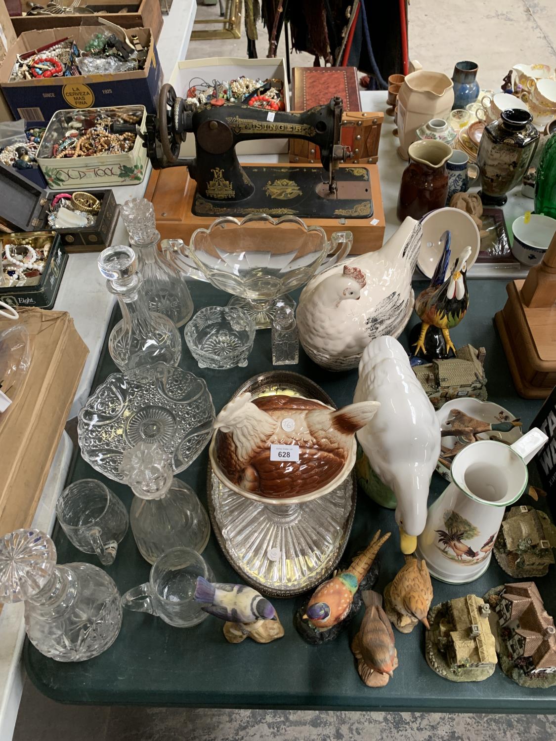 A COLLECTION OF CRYSTAL CUT GLASS AND VARIOUS CERAMIC ANIMALS ETC