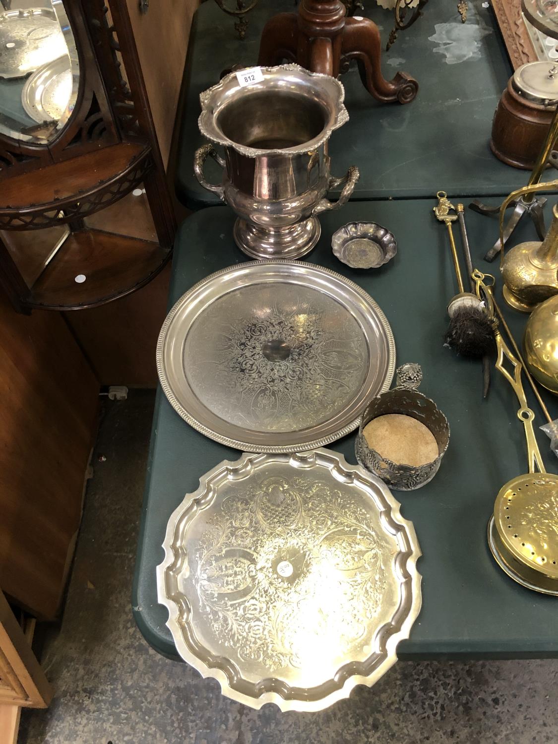 MIXED SILVER PLATED ITEMS - TWIN HANDLED CHAMPAGNE COOLER ETC