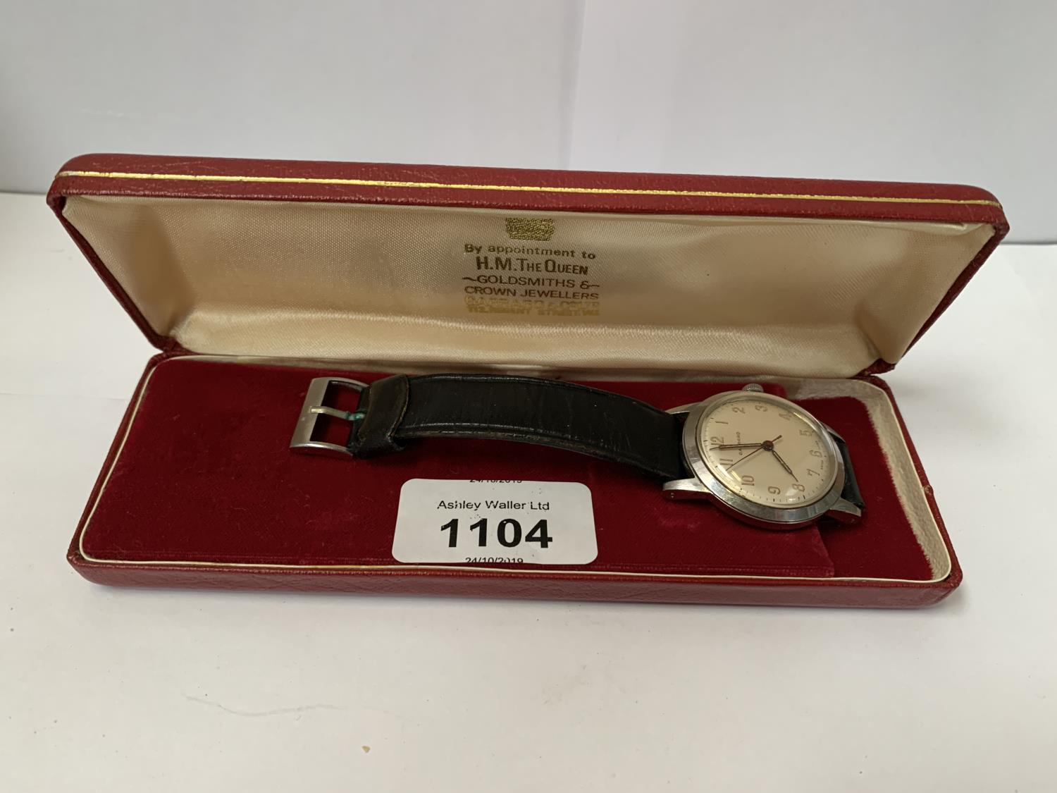 A GENTS BOXED MANUAL WIND 'GARRARD' PRESENTATION WRIST WATCH