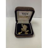 A BOXED FROG LAPEL BROOCH