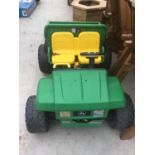 A CHILDS JOHN DEERE GATOR WITH BATTERY (SEEN WORKING BUT NO CHARGER) AND A FURTHER CAR (NO BATTERY)