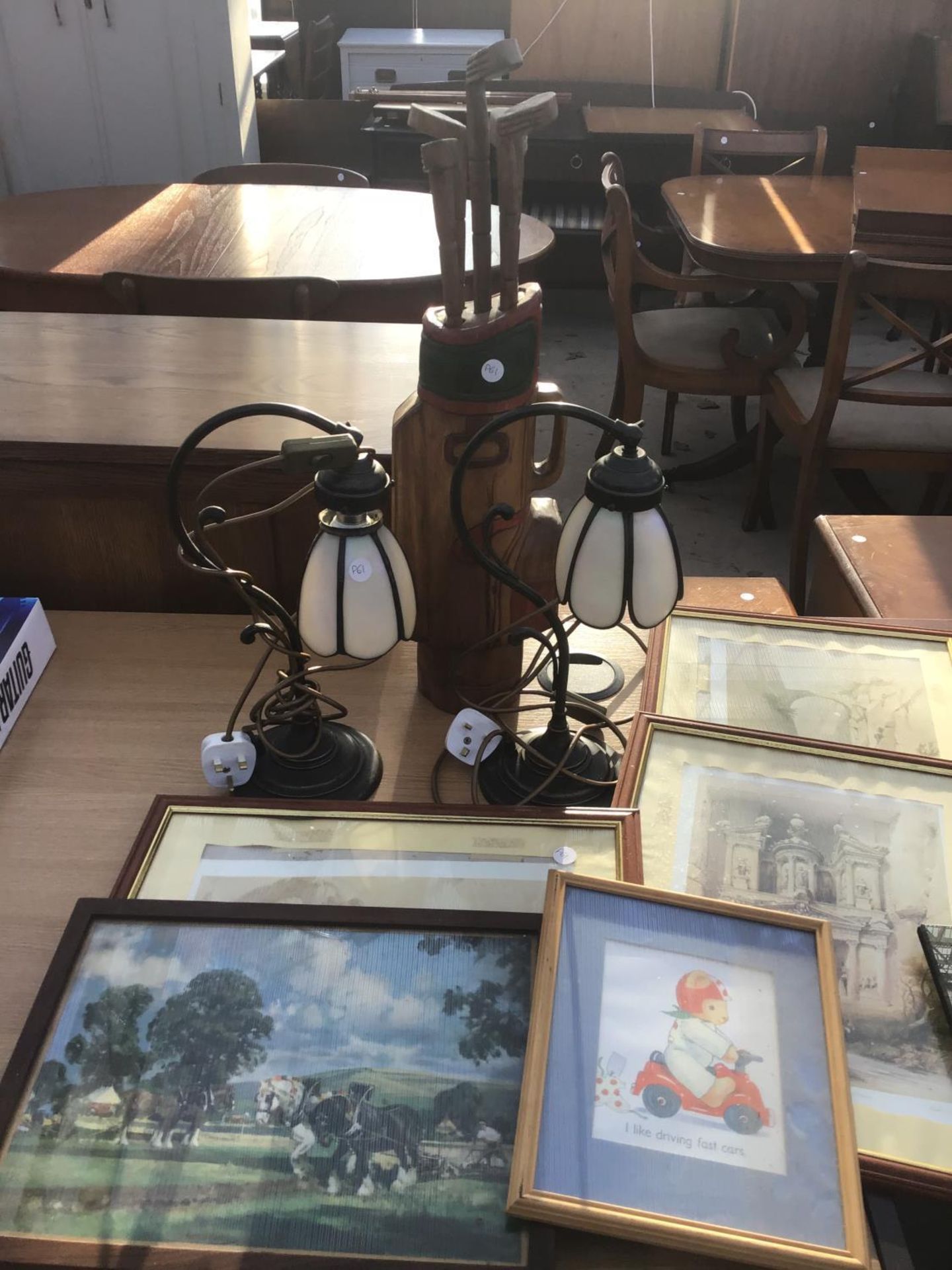 A PAIR OF TIFFANY STYLE TABLE LAMPS, A WOODEN GOLF BAG AND CLUBS AND VARIOUS PICTURES - Image 3 of 3