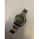 A GENTS FASHION WRIST WATCH