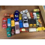 A COLLECTION OF VINTAGE TIN PLATE CARS