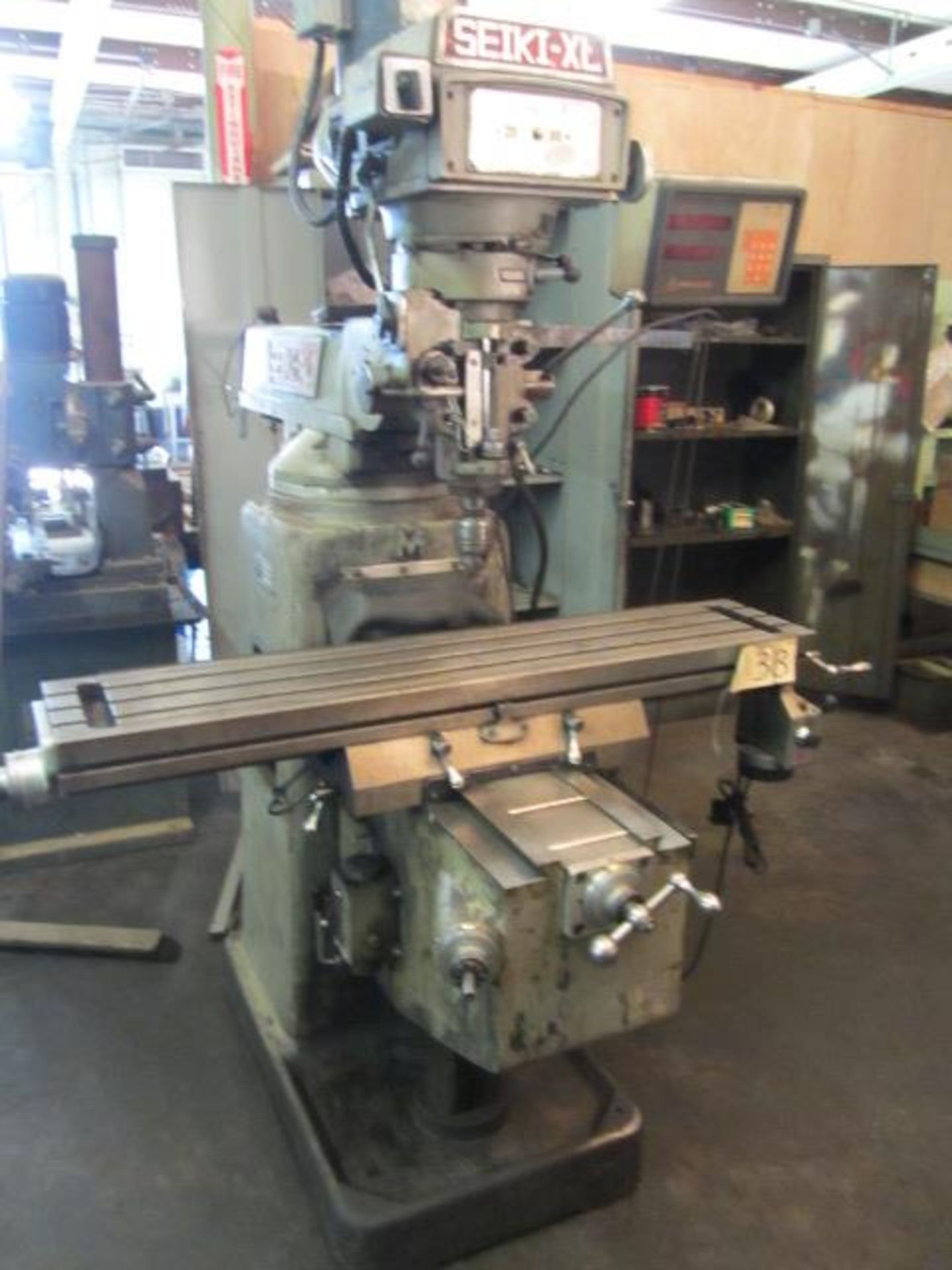 Seiki-XL Model 2VH Variable Speed Vertical Milling Machine with 10'' x 50'' Table, R-8 Variable - Bild 3 aus 6