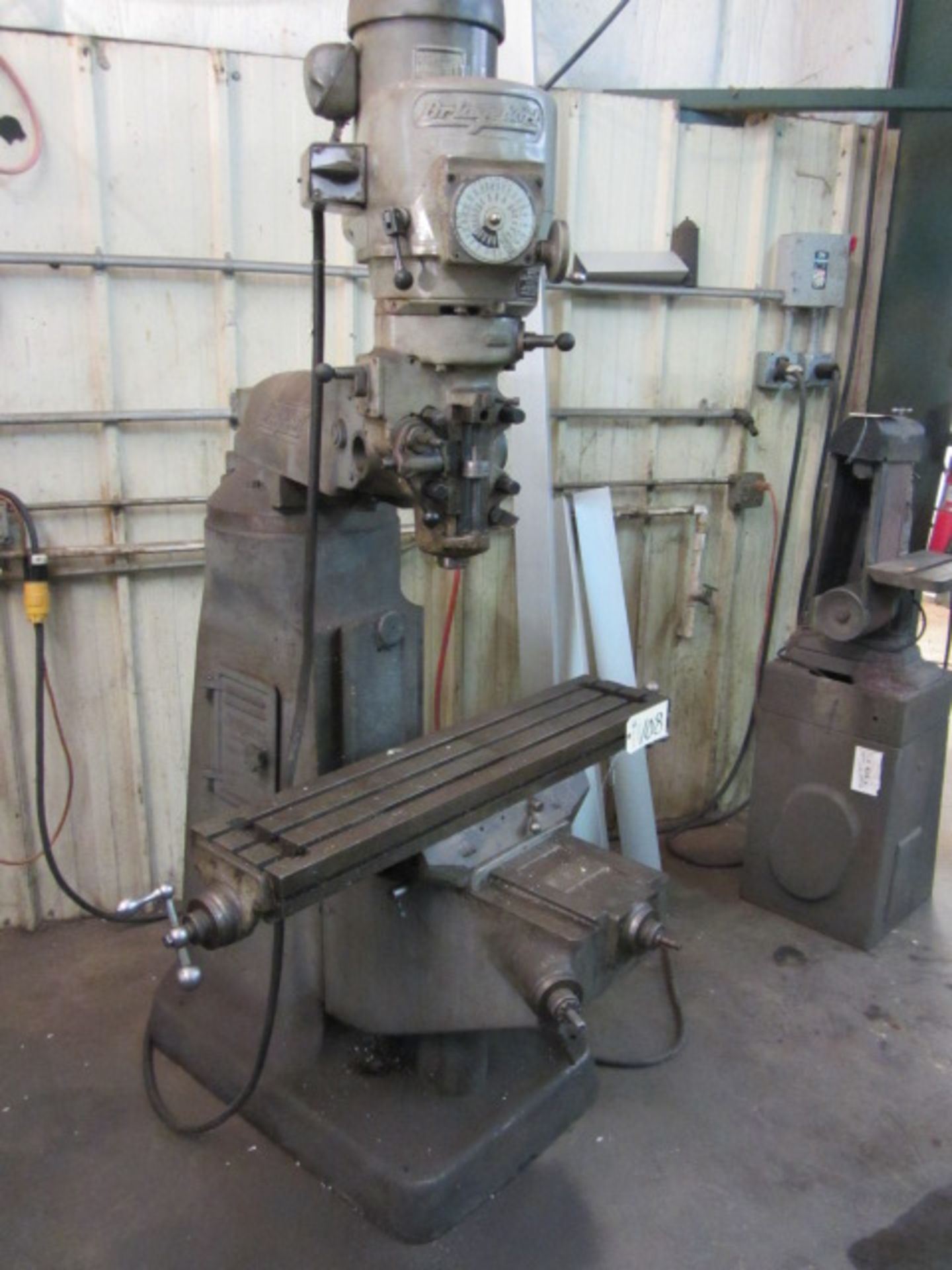 Bridgeport Vertical Milling Machine with R-8 Variable Spindle Speeds, 9'' x 42'' Table, sn:116520