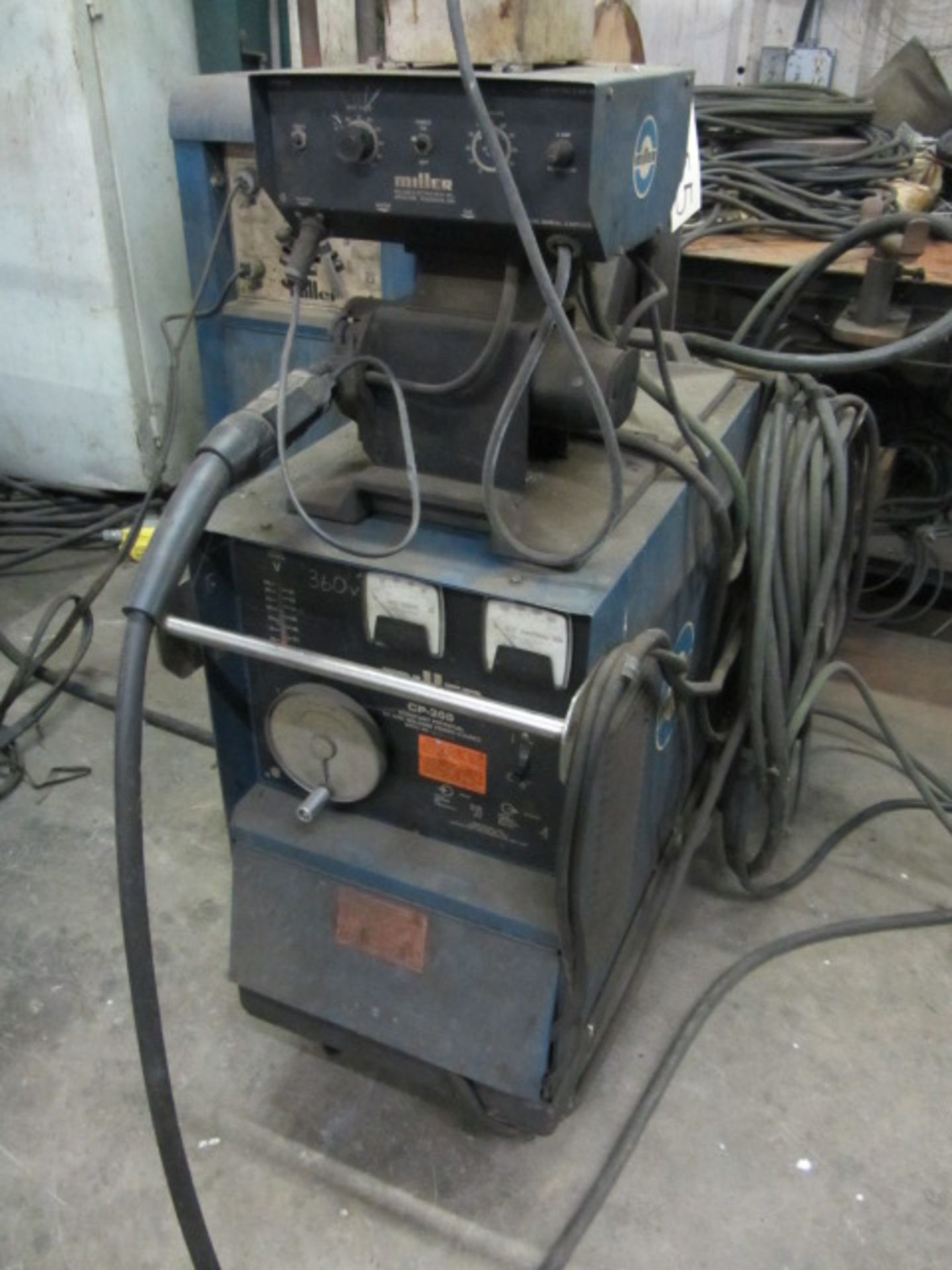 Miller CP-300 Portable Welder with Miller Wire Feed, sn:JE94978