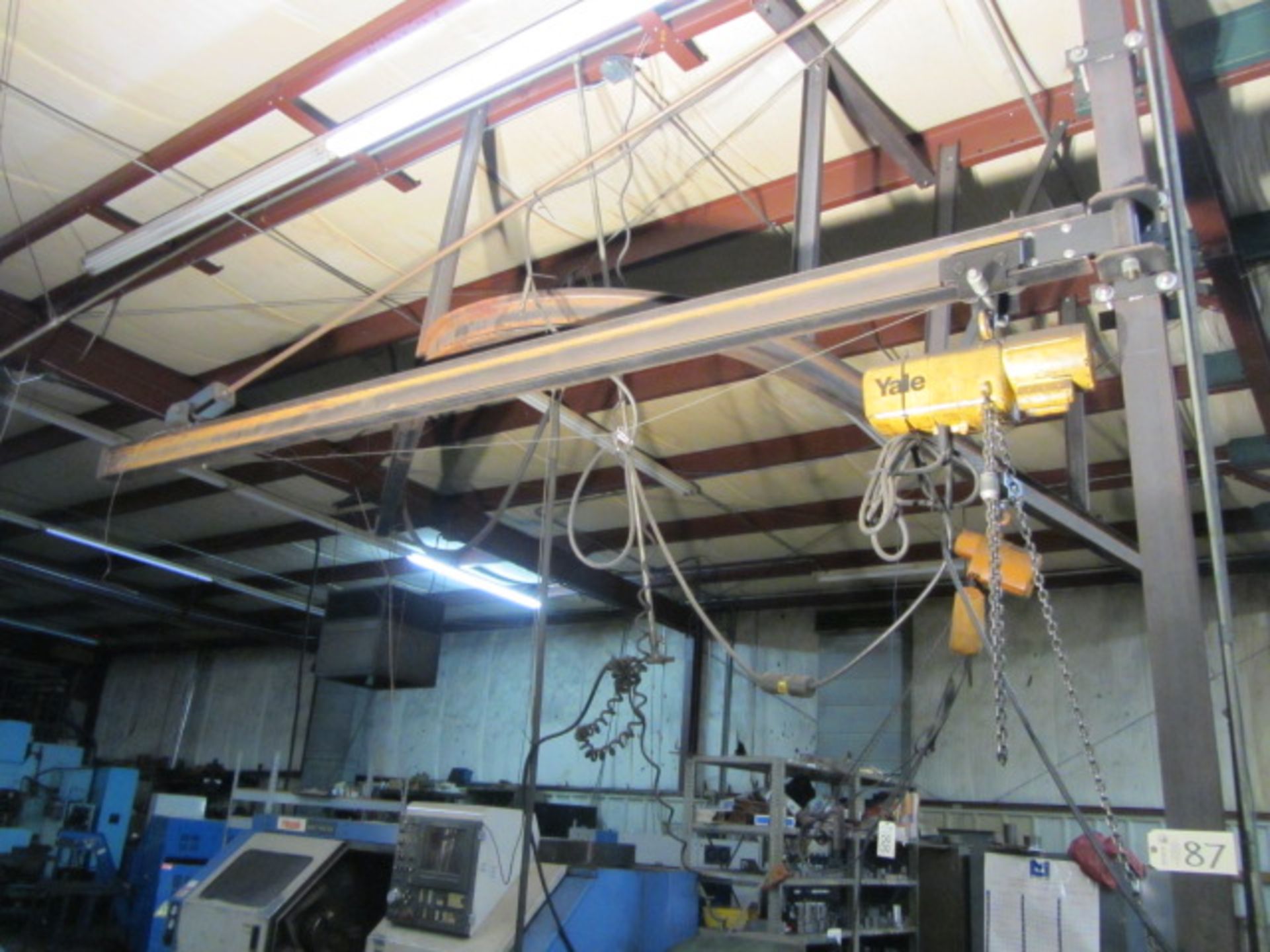 15' 1,000lb Jib Crane with Yale Hoist & Pendant Control