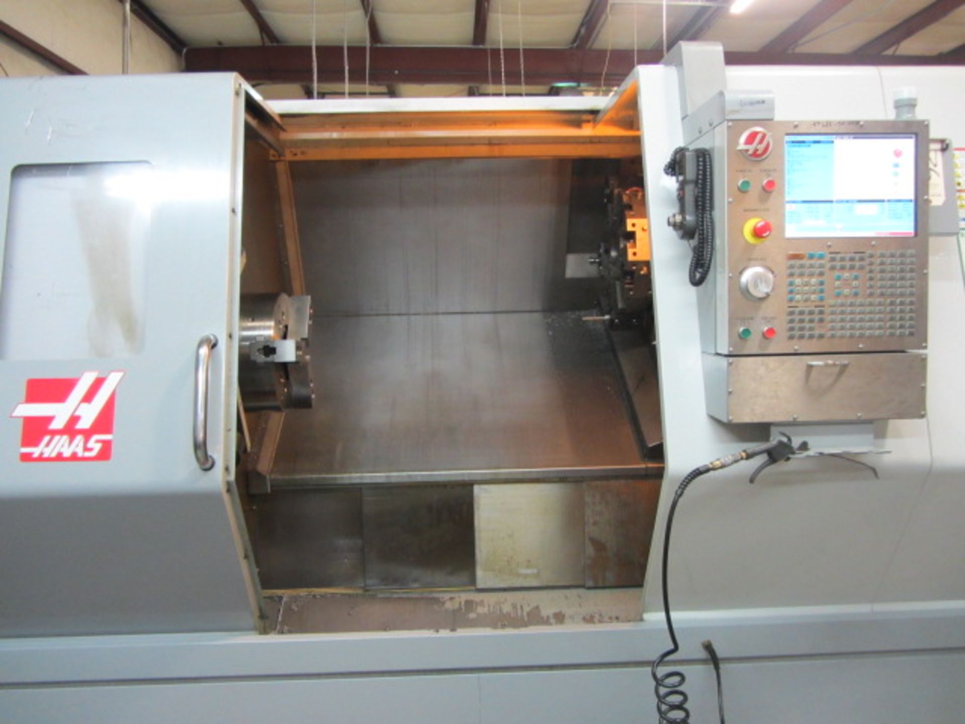 Haas SL40 CNC Turning Center with 15'' 3-Jaw Power Chuck, 4-1/2'' Bore, Approx 70'' Max Distance - Bild 4 aus 10