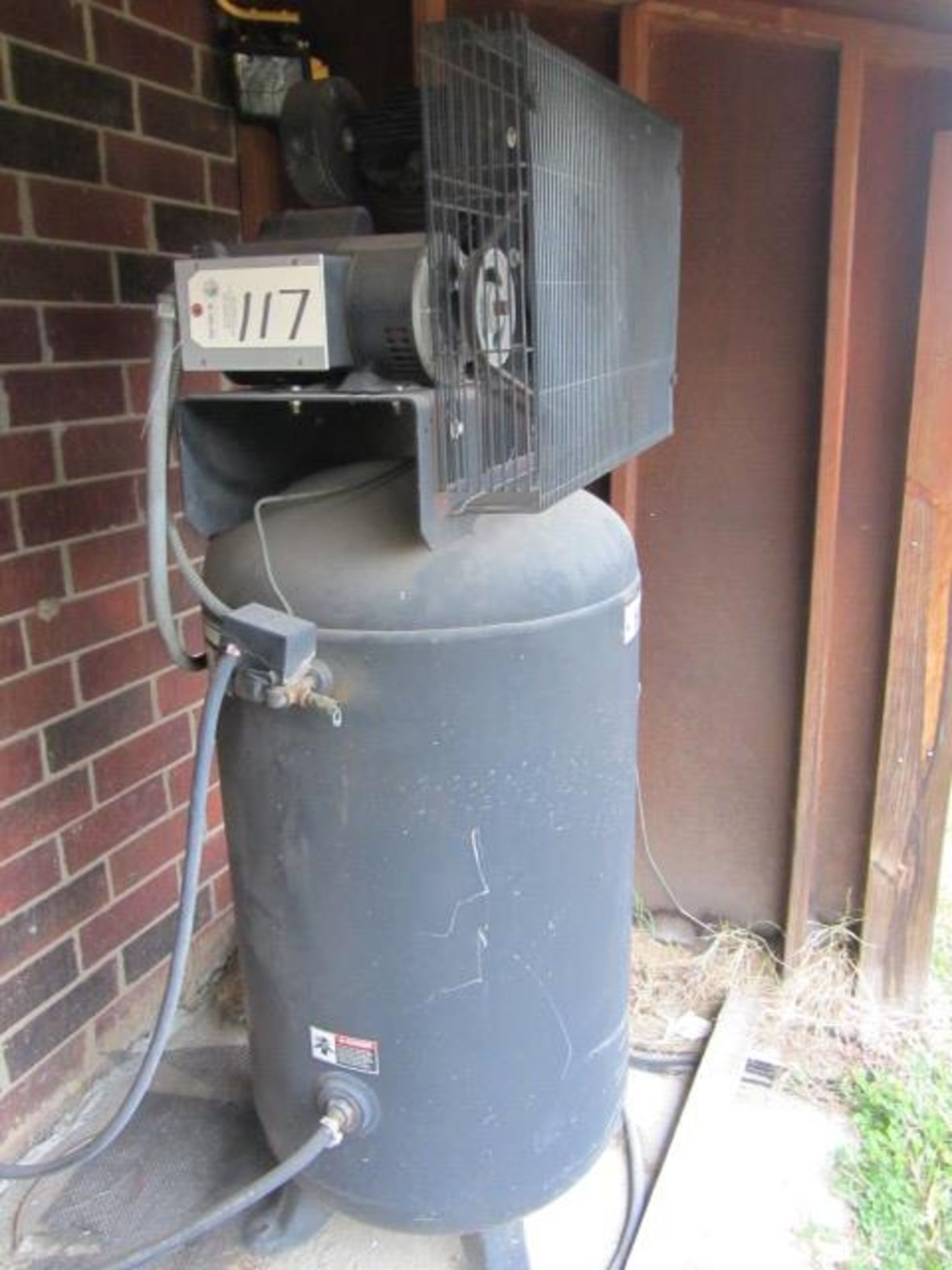 Gardner Denver 6.5HP Reciprocating Air Compressor with Holding Tank - Image 3 of 5