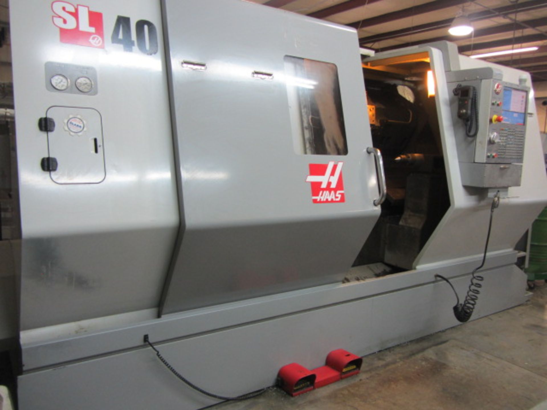 Haas SL40 CNC Turning Center with 15'' 3-Jaw Power Chuck, 4-1/2'' Bore, Approx 70'' Max Distance - Bild 8 aus 10