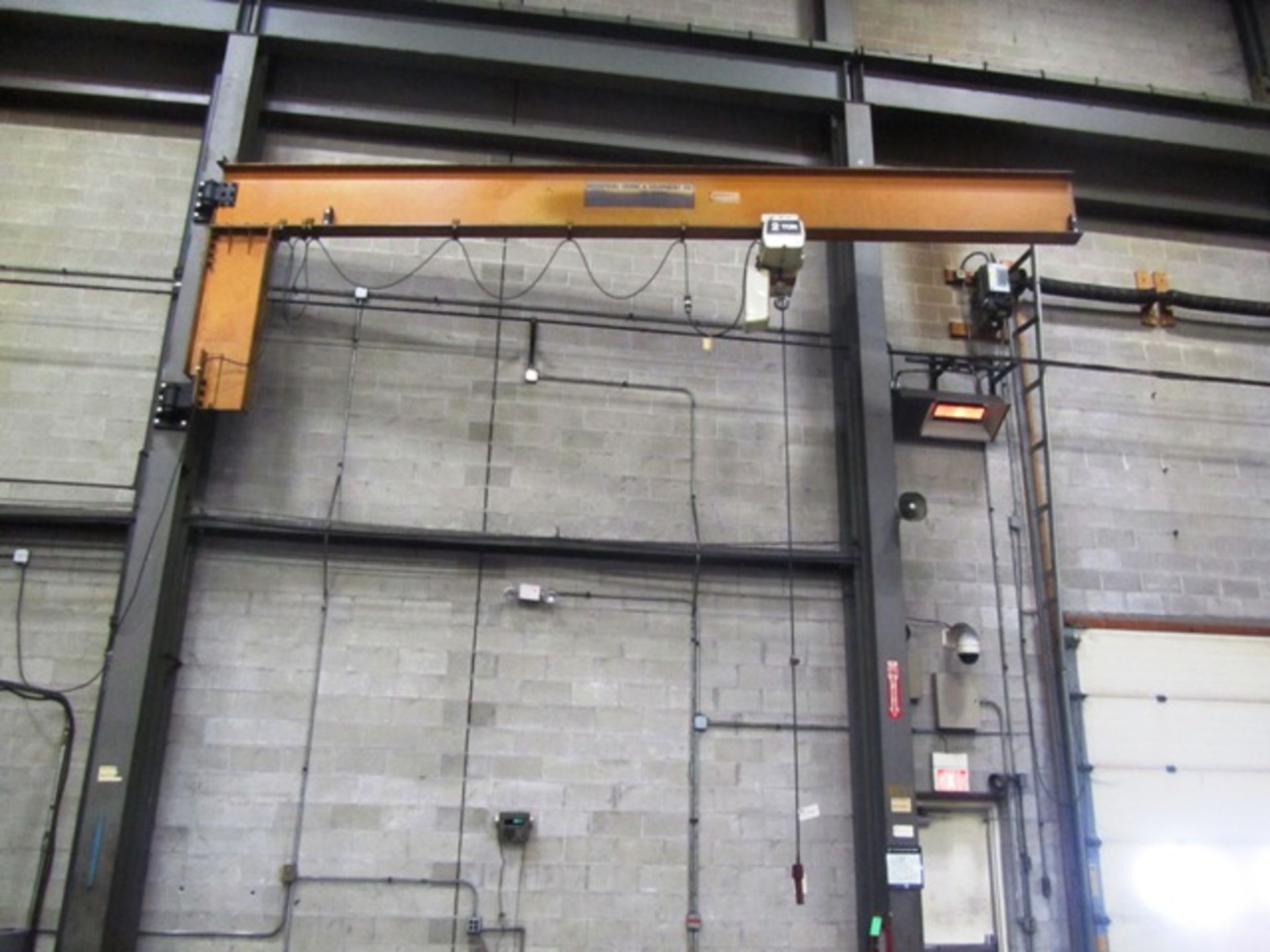 Industrial Equipment 2 Ton Wall Mounted Jib Crane with Coffing 2 Ton Electric Hoist with Pendant