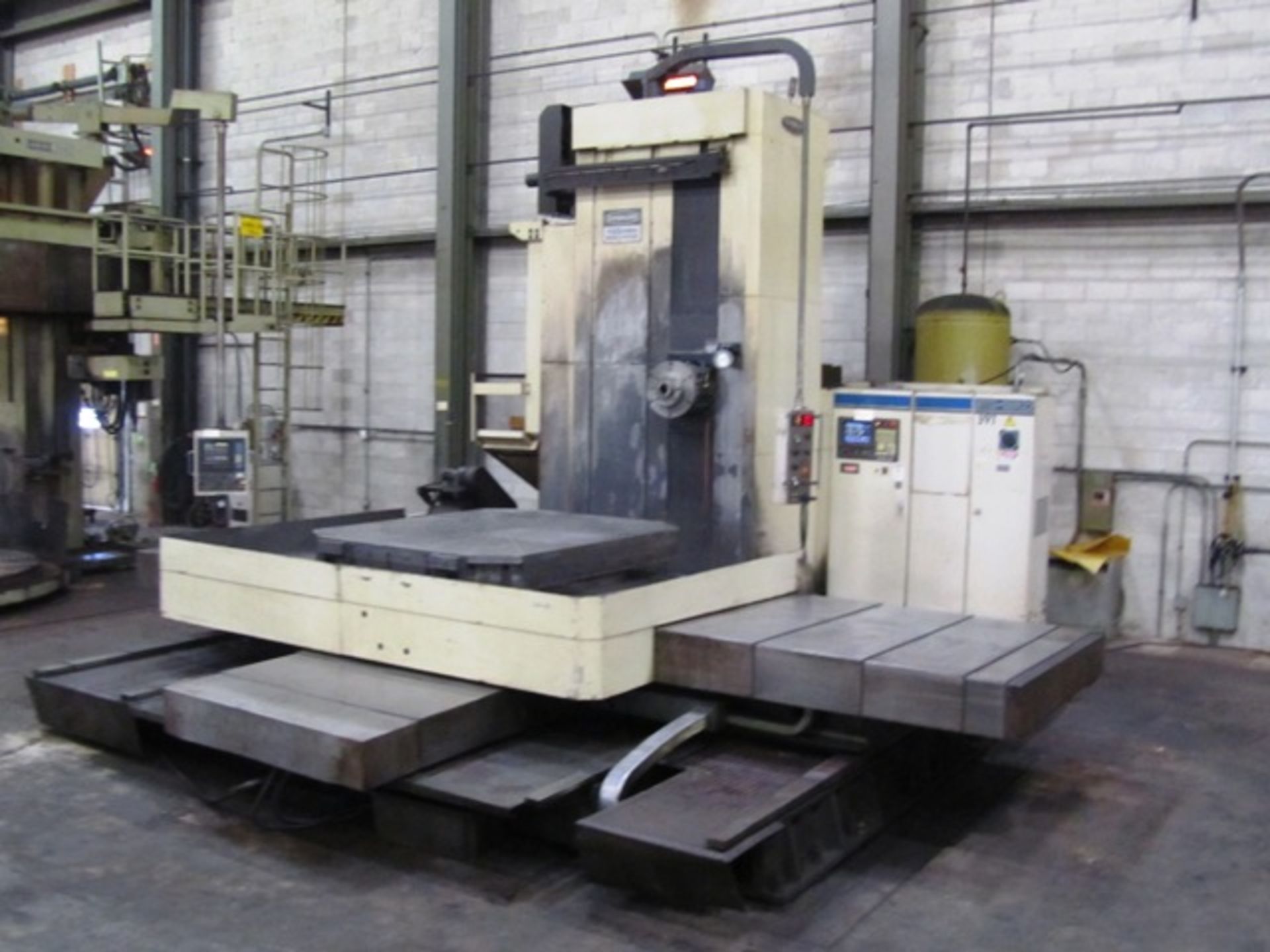 Toshiba BTD-13R22 5.12'' CNC Table Type Horizontal Boring Mill with 60-ATC, 118.11'' X-Axis, 90.55'' - Image 6 of 8