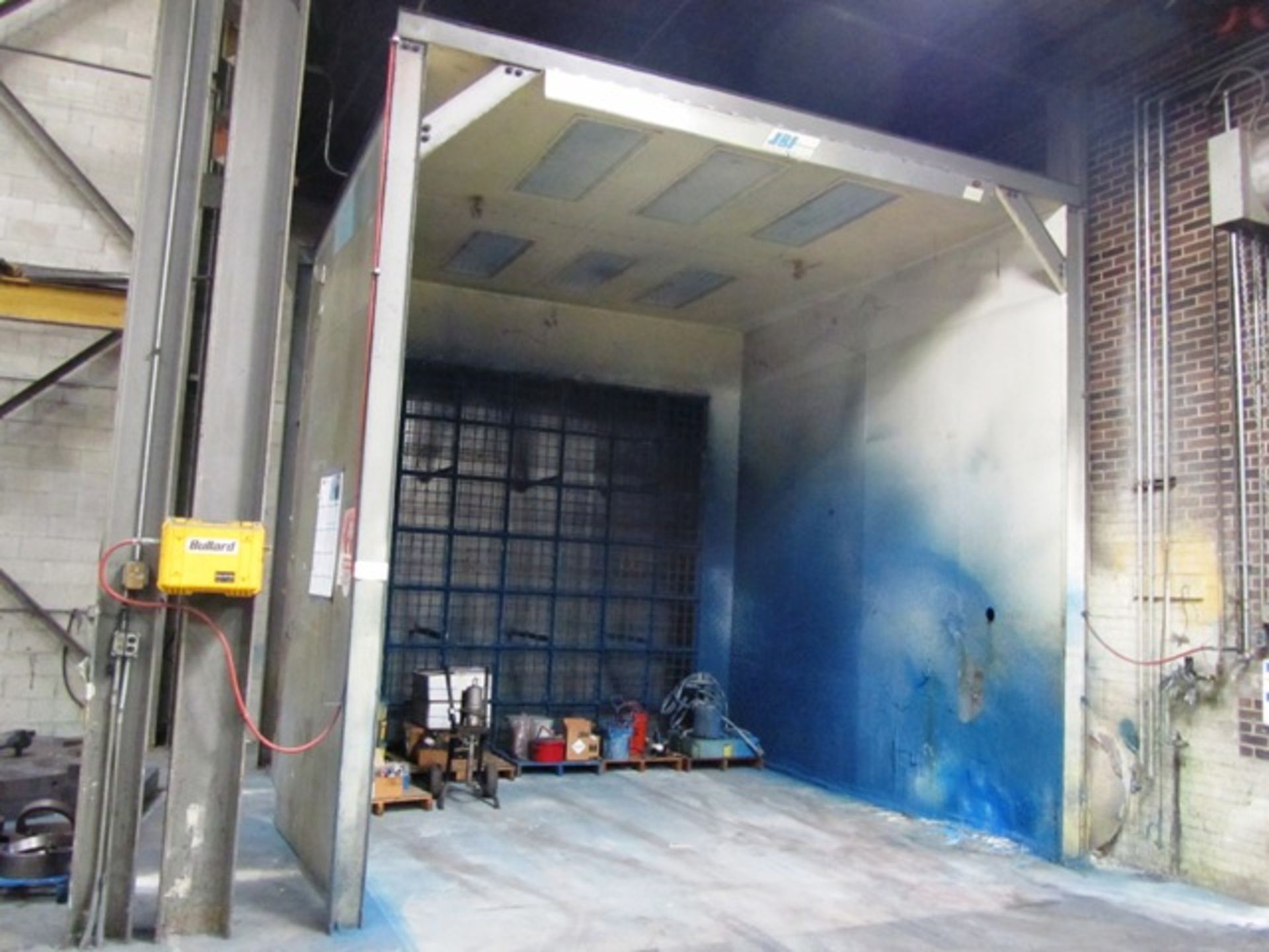 JBI 18' x 15' x 15' Wet Paint Spray Booth with (3) Paint Pots & Accessories, Lights