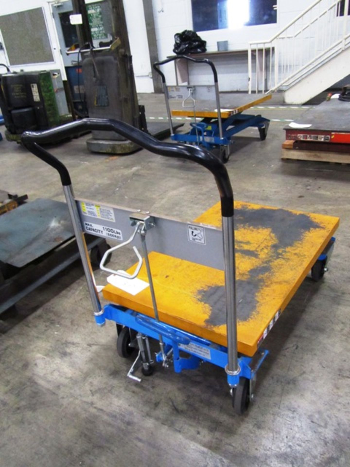 Dandy 1,100lb Capacity Portable Die Lift Cart