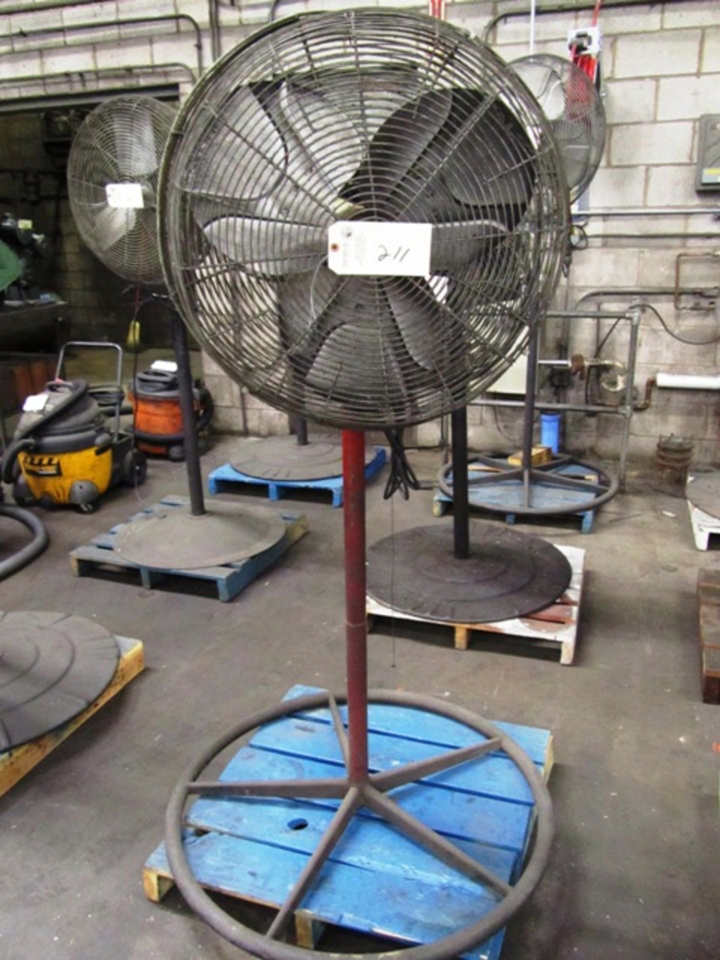 Pedestal Fan