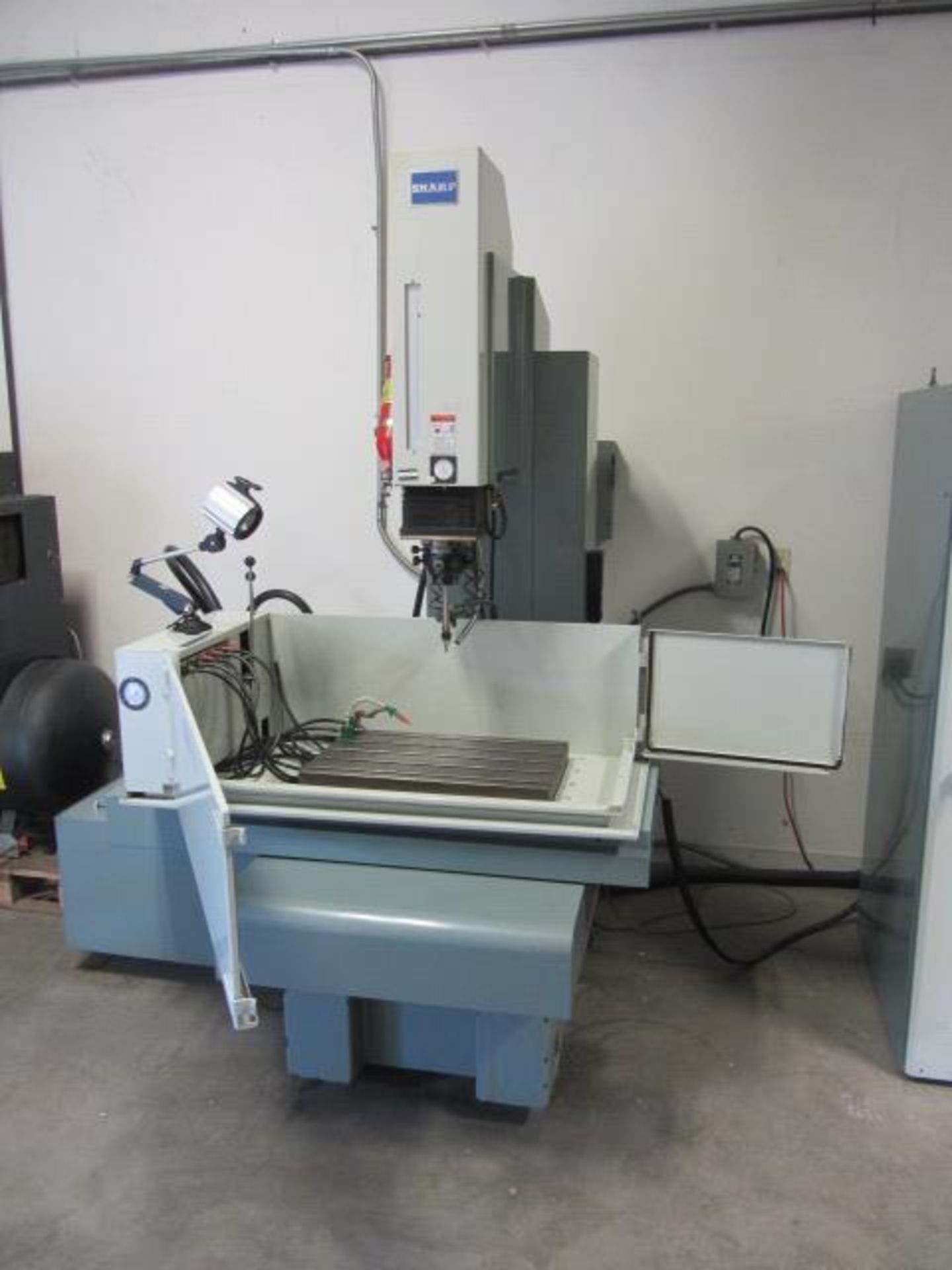 Sharp 403 Ram Type EDM with 16'' x 25'' Table, 3-Axis, Sharpe Heidenhain HD100 CNC Control with - Image 3 of 7