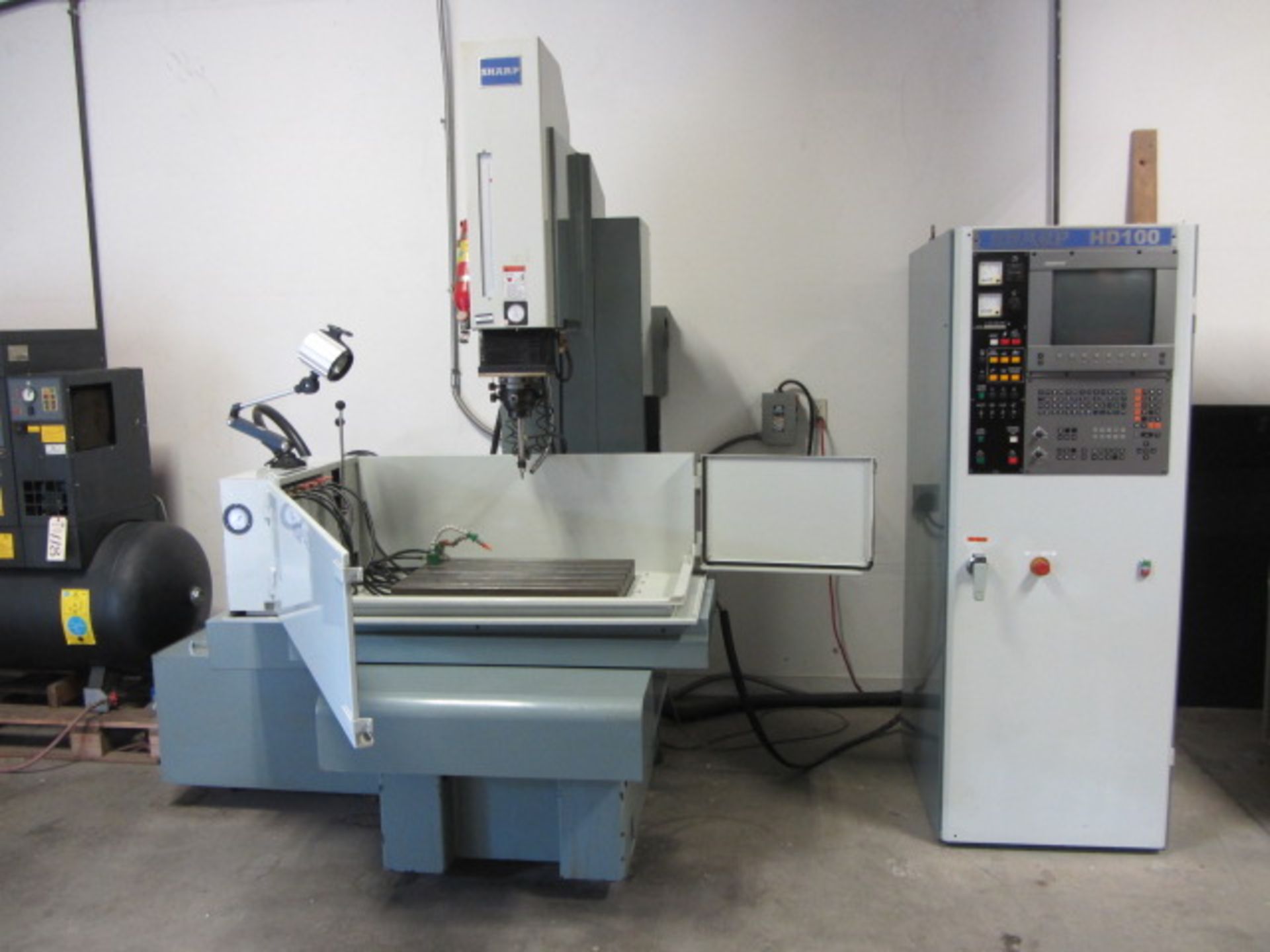 Sharp 403 Ram Type EDM with 16'' x 25'' Table, 3-Axis, Sharpe Heidenhain HD100 CNC Control with - Image 4 of 7