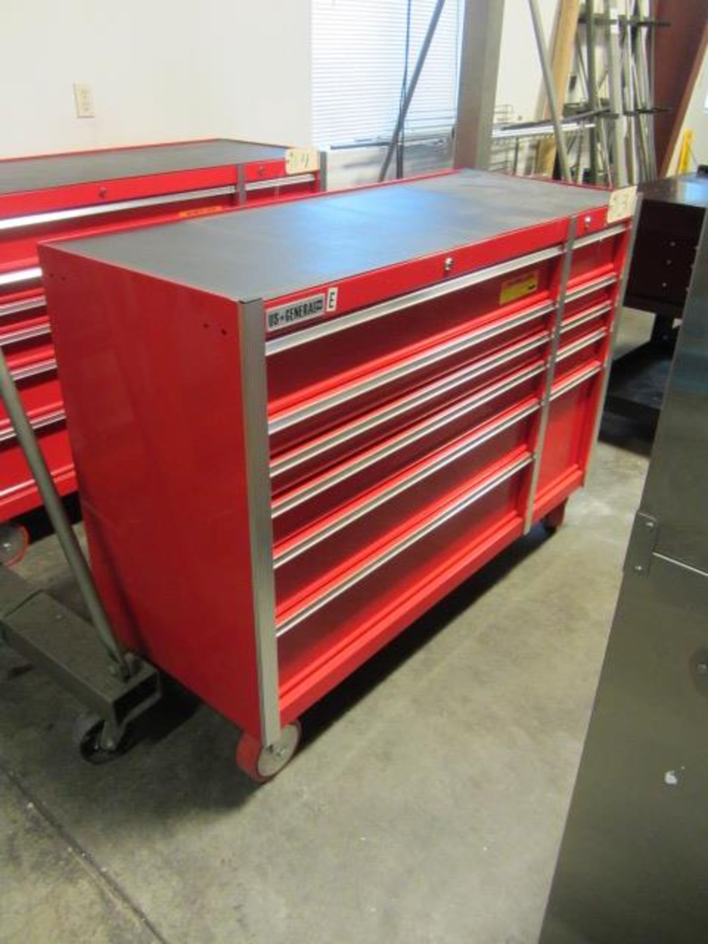 US General 11 Drawer Portable Toolbox