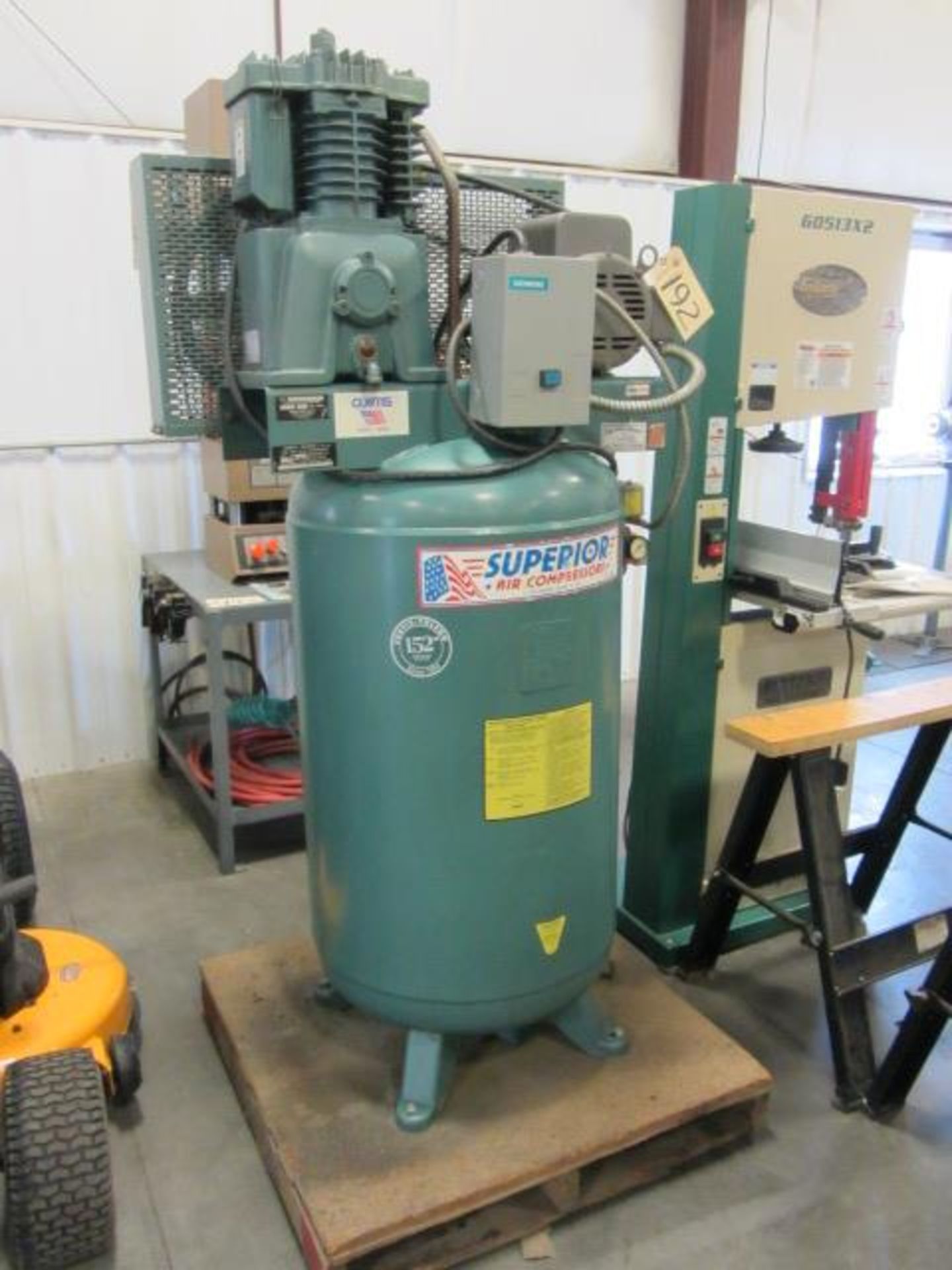 Superior 5HP 80 Gallon Air Compressor, sn:5E2VT8-A2