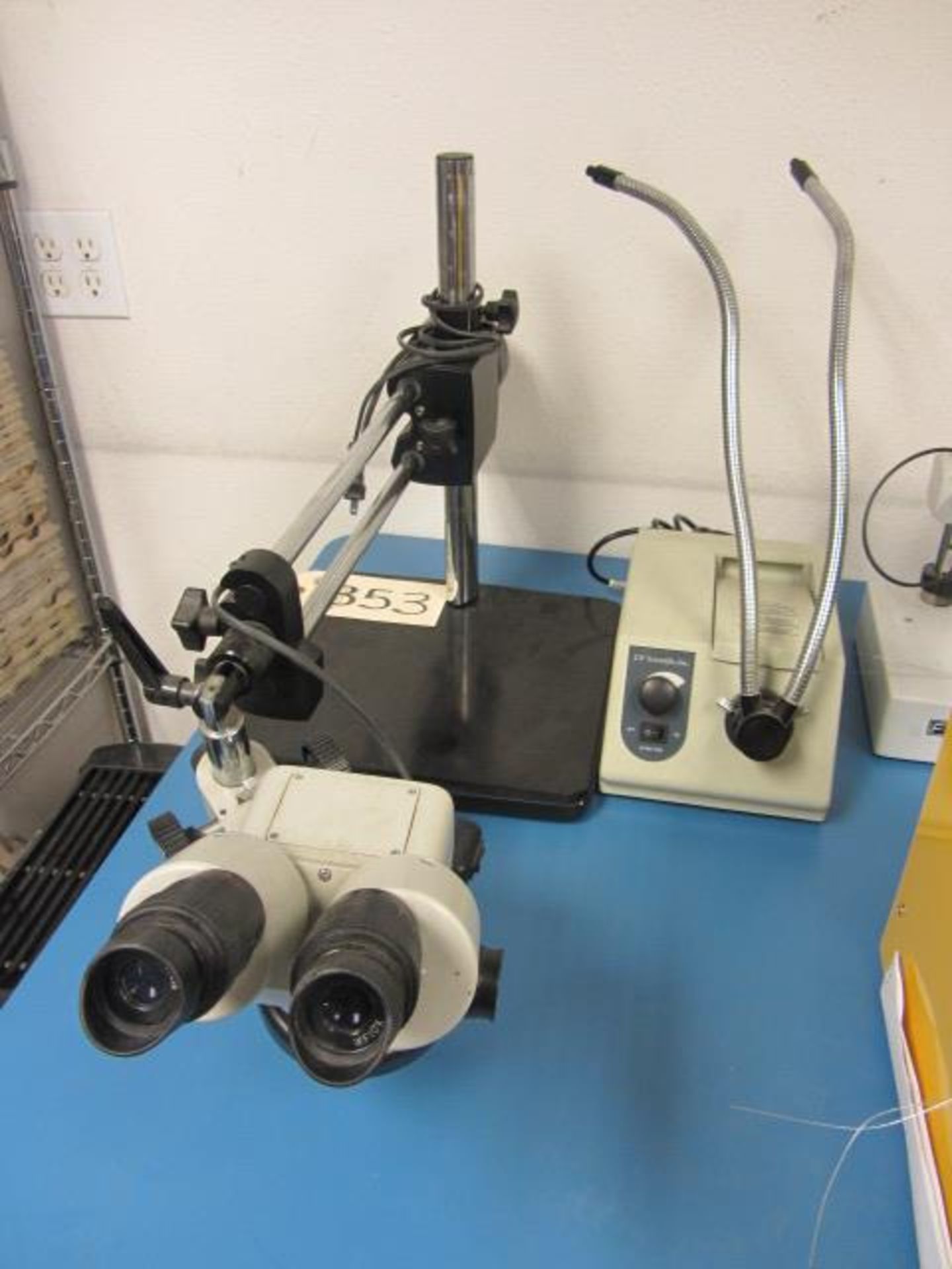 LW Scientific Microscope with Alpha-1501 Controls
