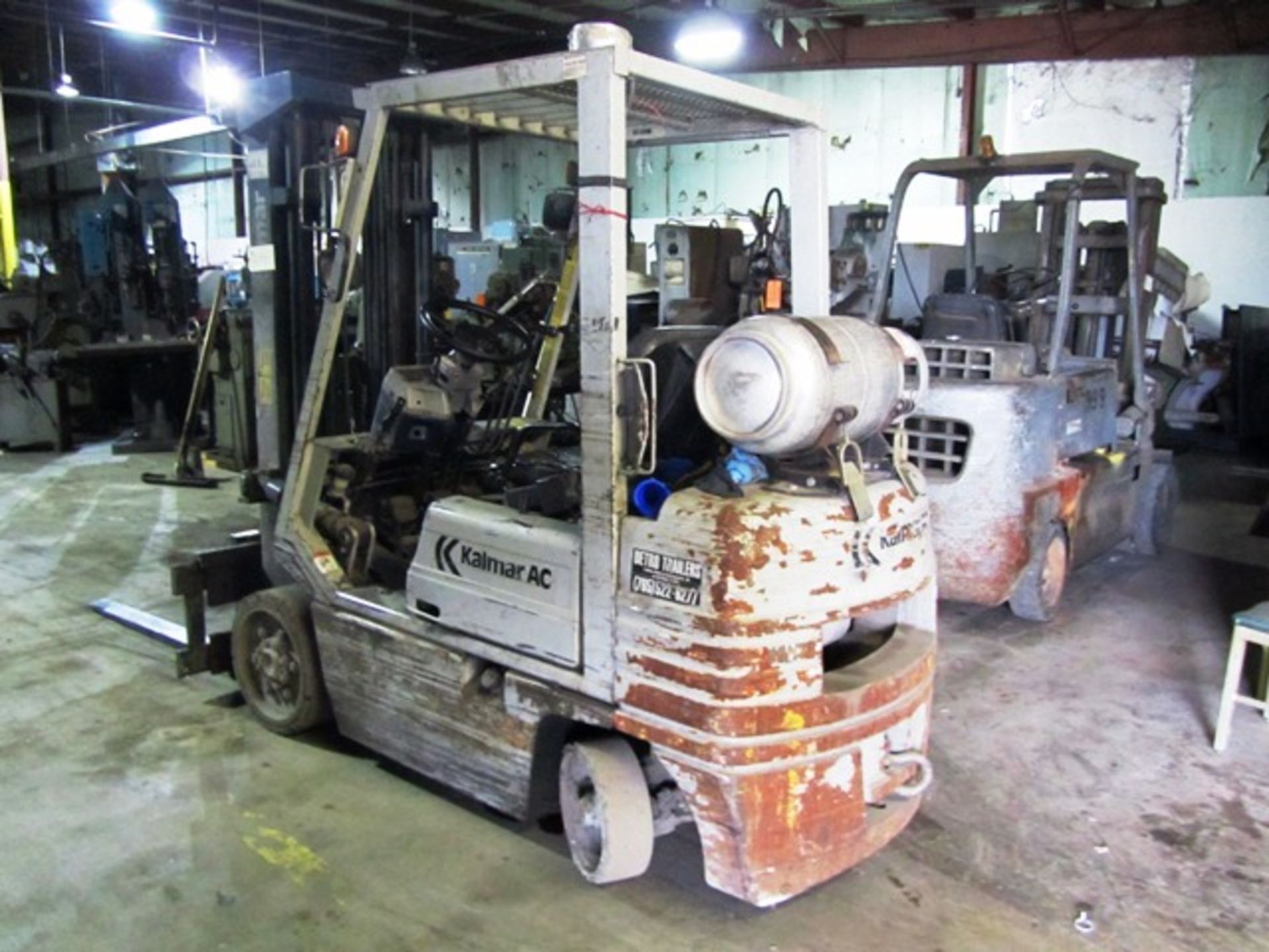 Kalmar AC 4,200lb Capacity Propane Forklift with Triple Stage Mast, Solid Tires, Side Shift, 186'' - Image 2 of 2