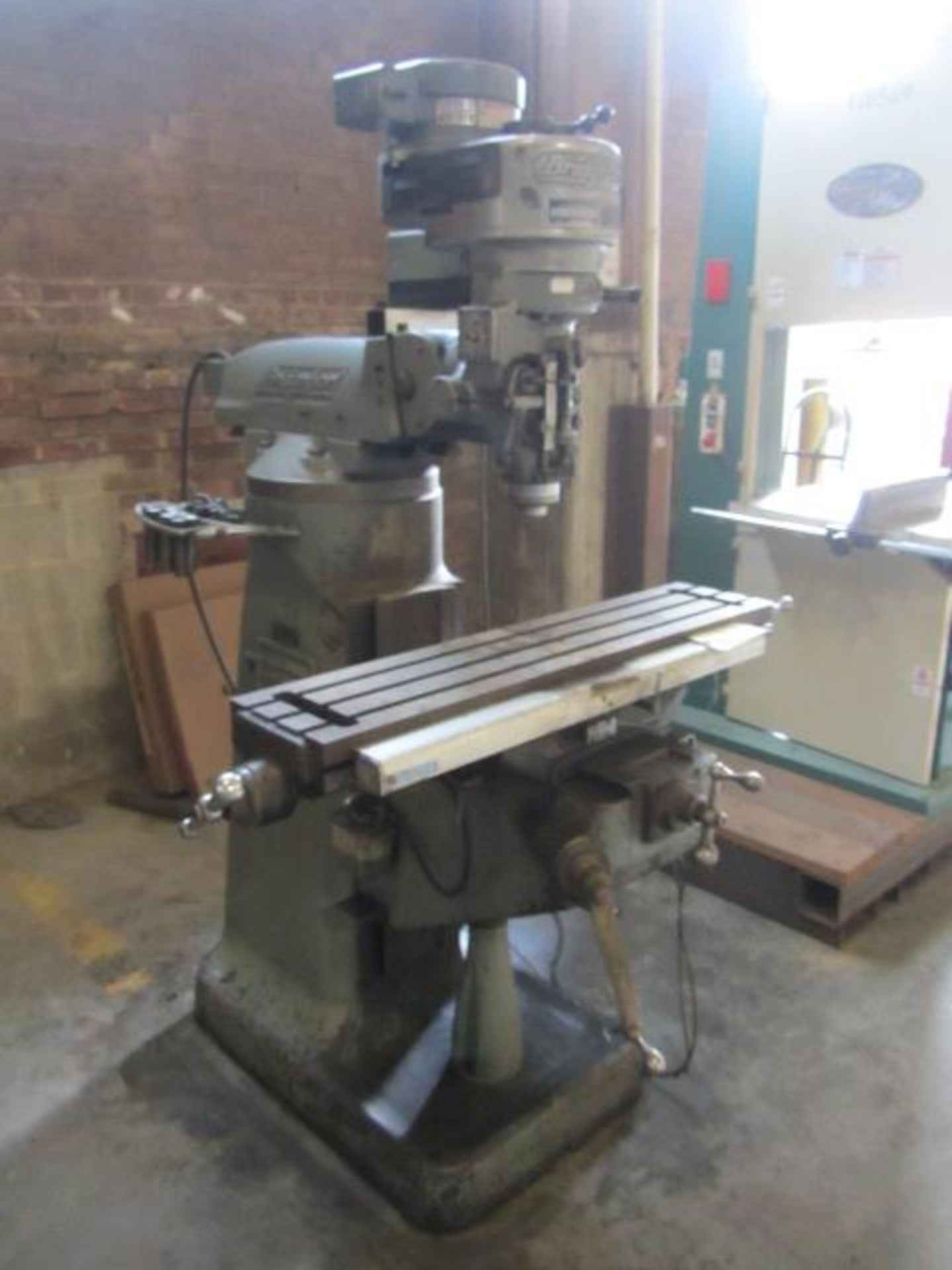 Bridgeport Vertical Milling Machine with 9'' x 42'' Table, Spindle Speeds to 2720 RPM, R-8 - Image 5 of 6
