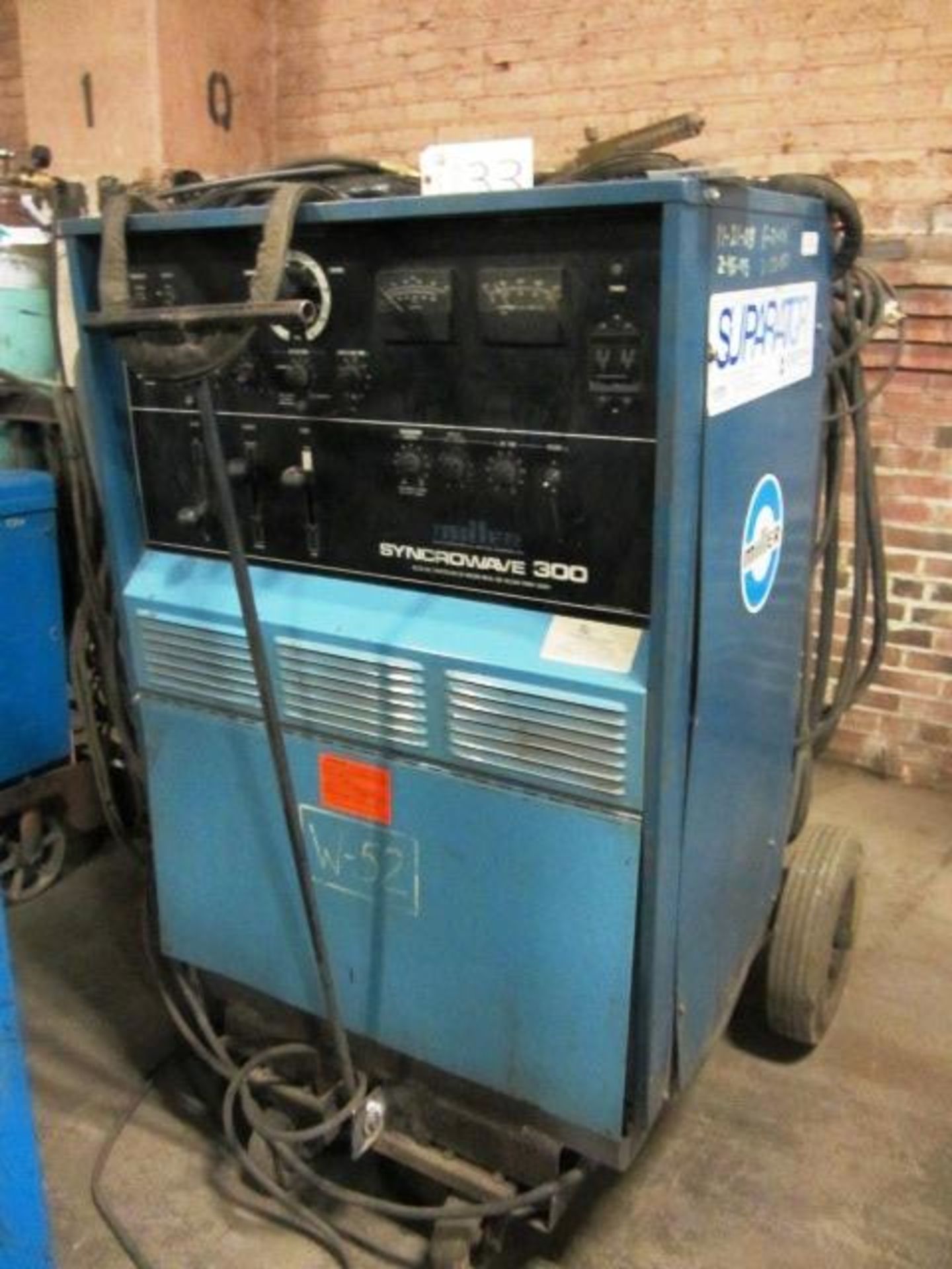 Miller Syncrowave 300 Power Source, sn:JA426392