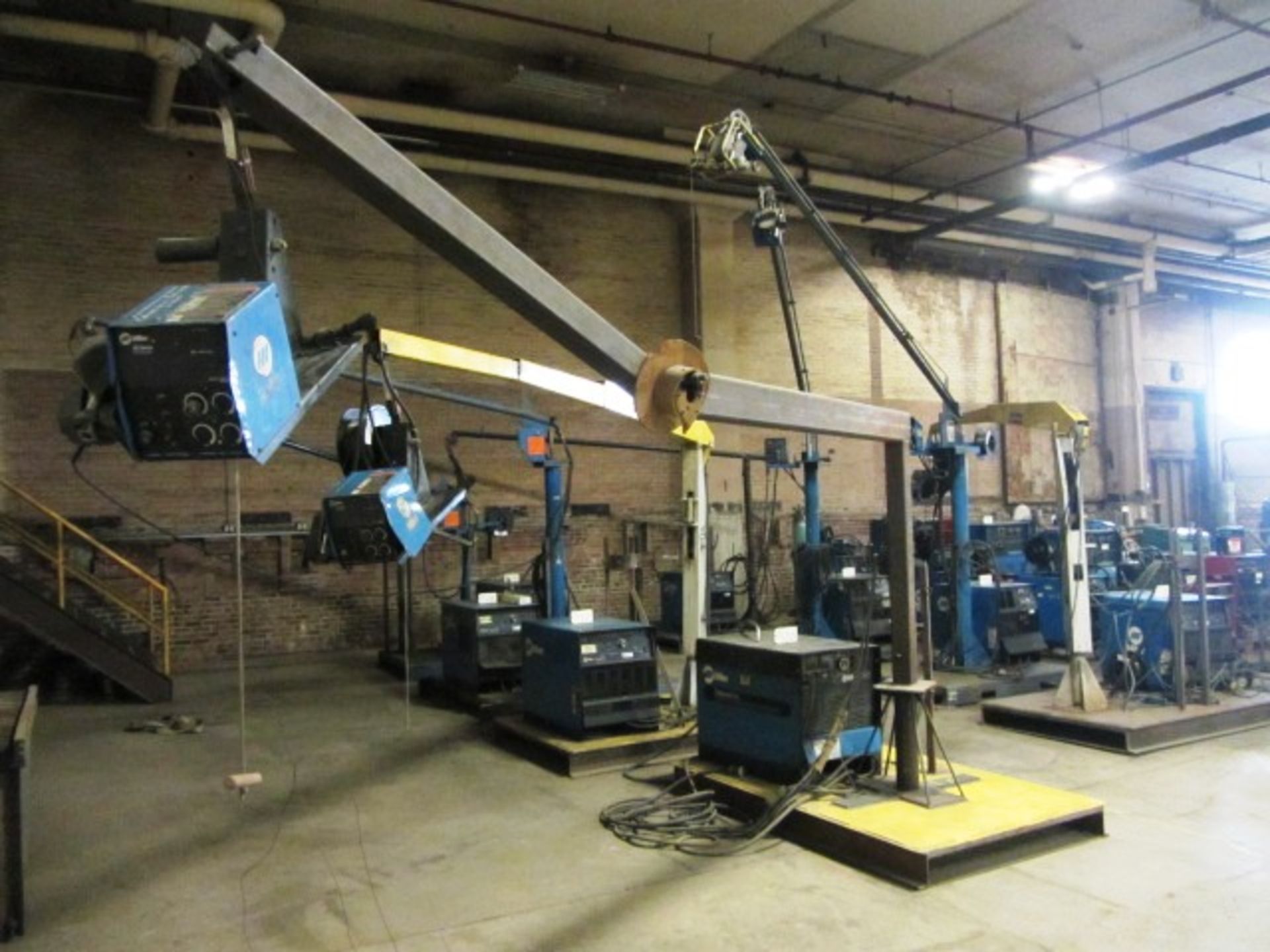 Miller Deltaweld 451 Welder with Boom, Wire Feeder, Platform, sn:KA894742