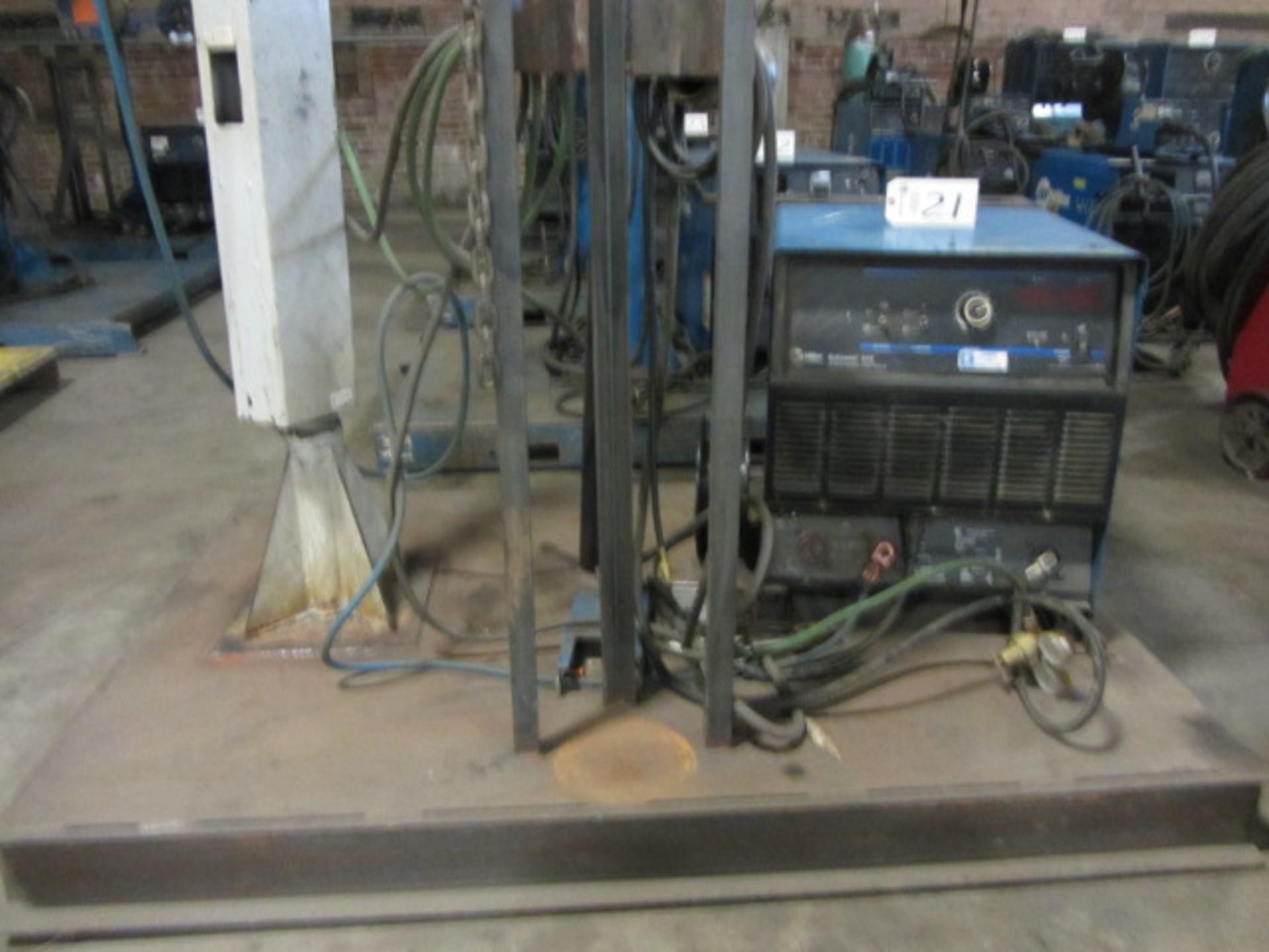 Miller Deltaweld Welder with Bernard Extend Reach Boom, Wire Feed, Platform, sn:KG191759 - Image 2 of 3