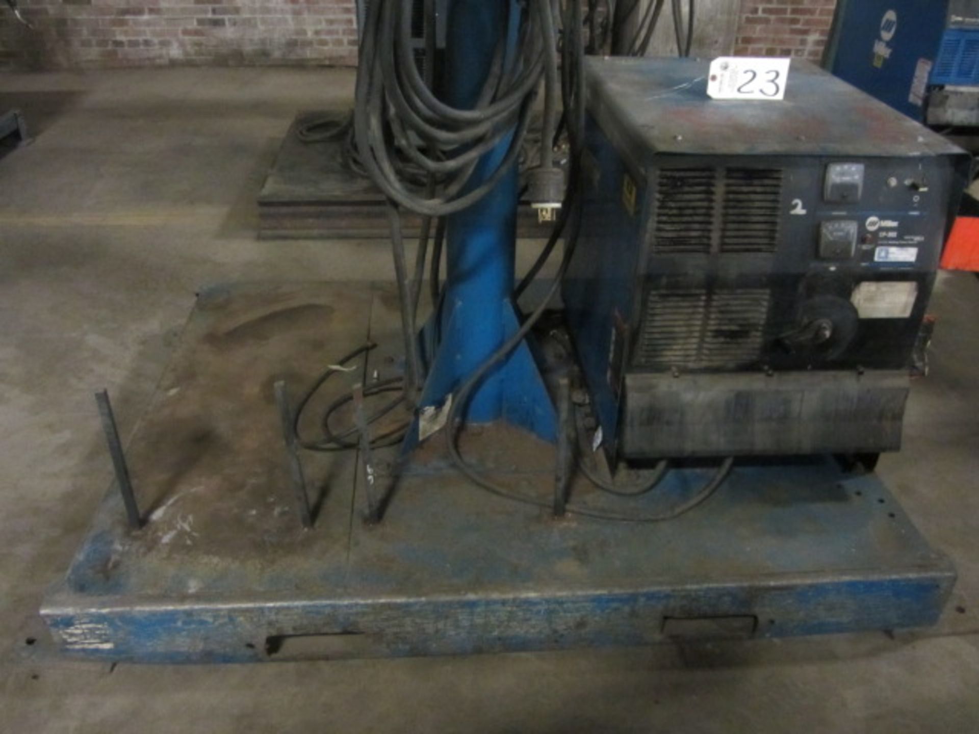 Miller CP302 Welder with Extend Reach Boom, Wire Feed, Platform, sn:LB215585 - Image 2 of 4