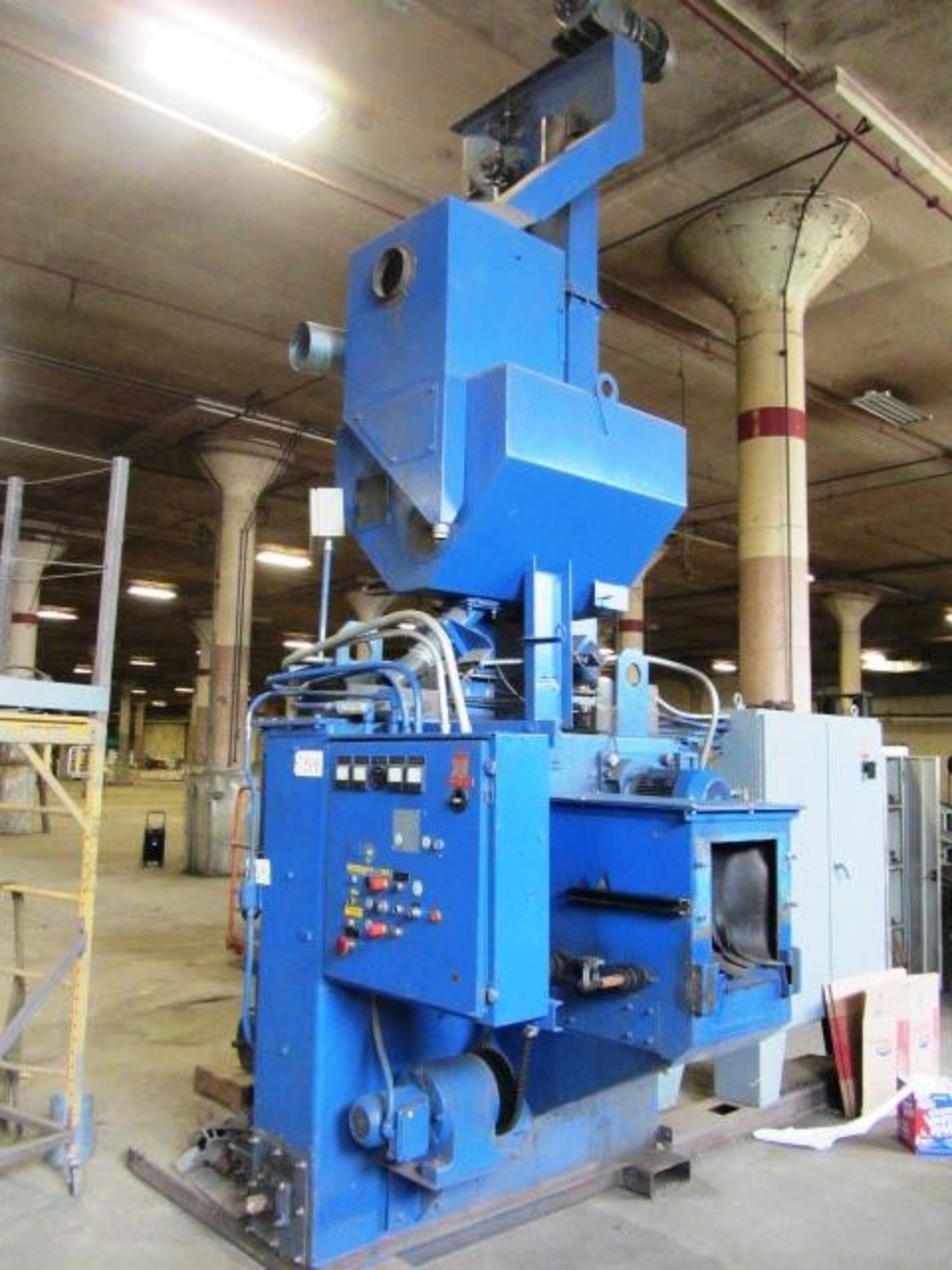 Wheelabrator WCRC-4-75 Pass-Thru Blast Machine with Reclaim & Dust Collector, 14'' x 14'' Part