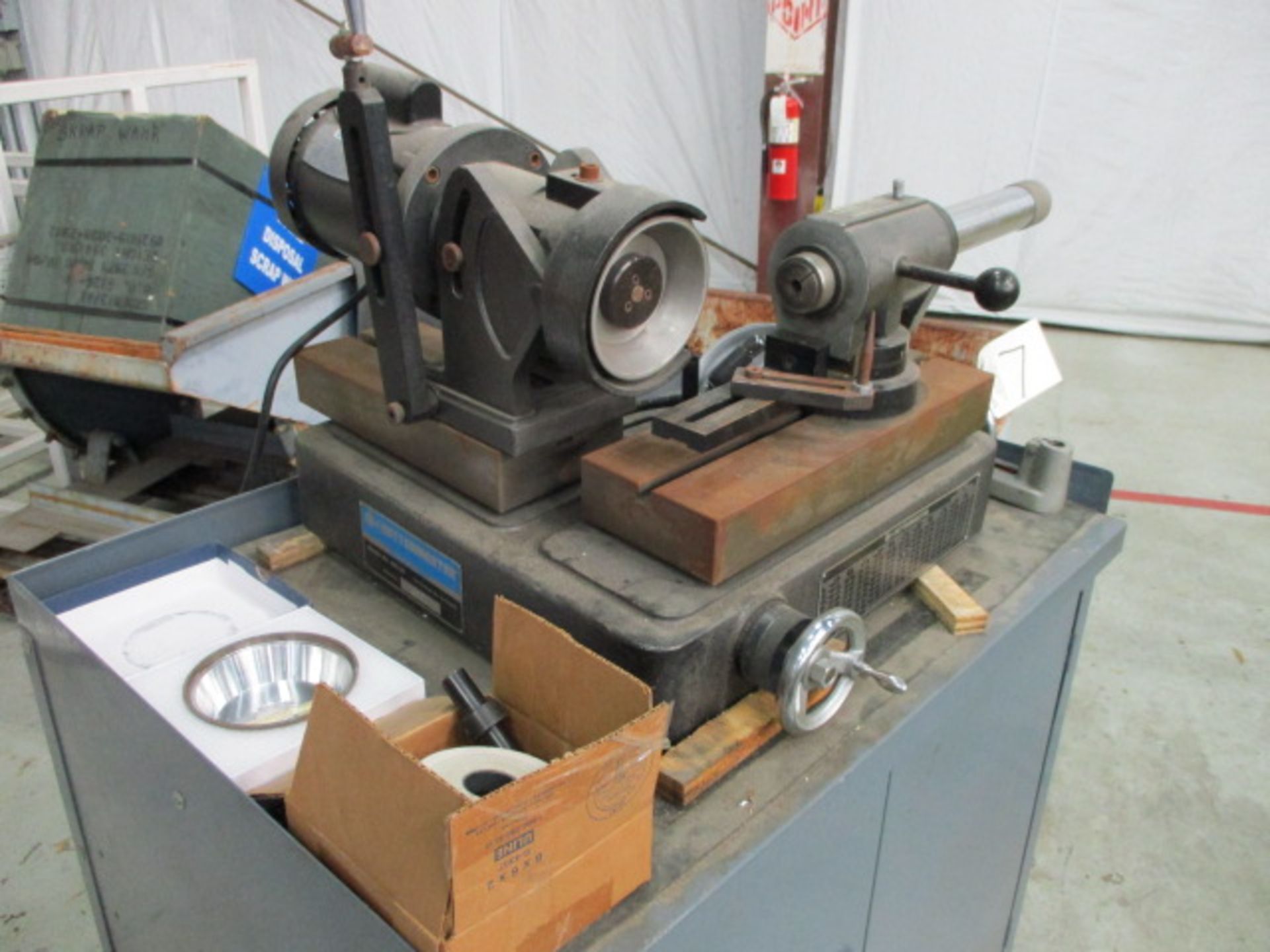 Cutter Master MG30 Tool & Cutter Grinder, sn:5802 (no bench) - Image 6 of 7