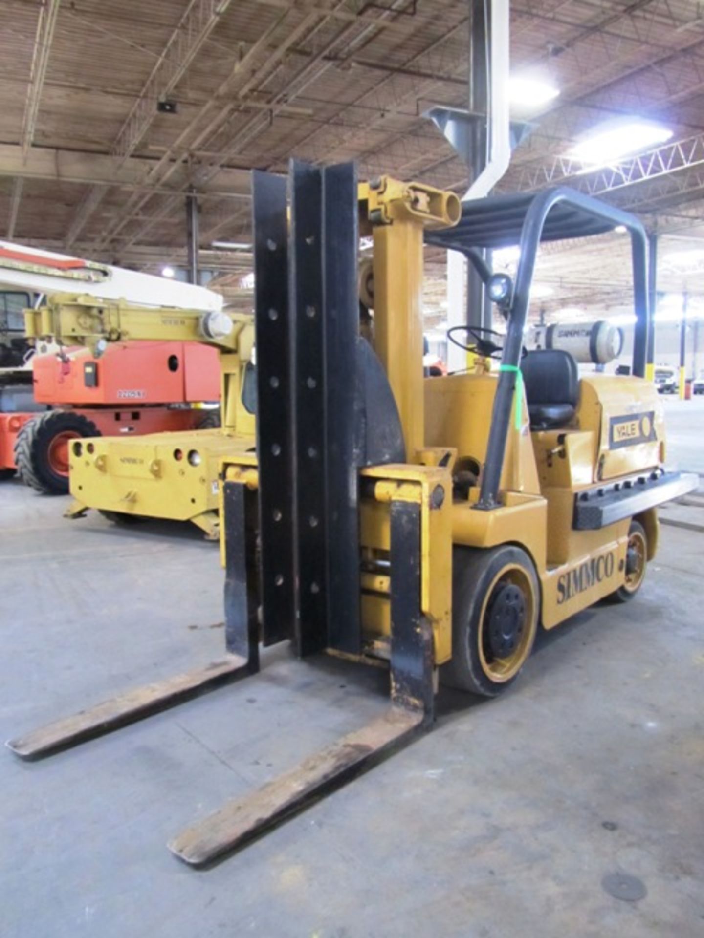 Yale Model GJ220-FAS-G 22,000lb Capacity LP Forklift with Solid Tires, 4' Forks, 112'' Reach, sn: - Image 2 of 2