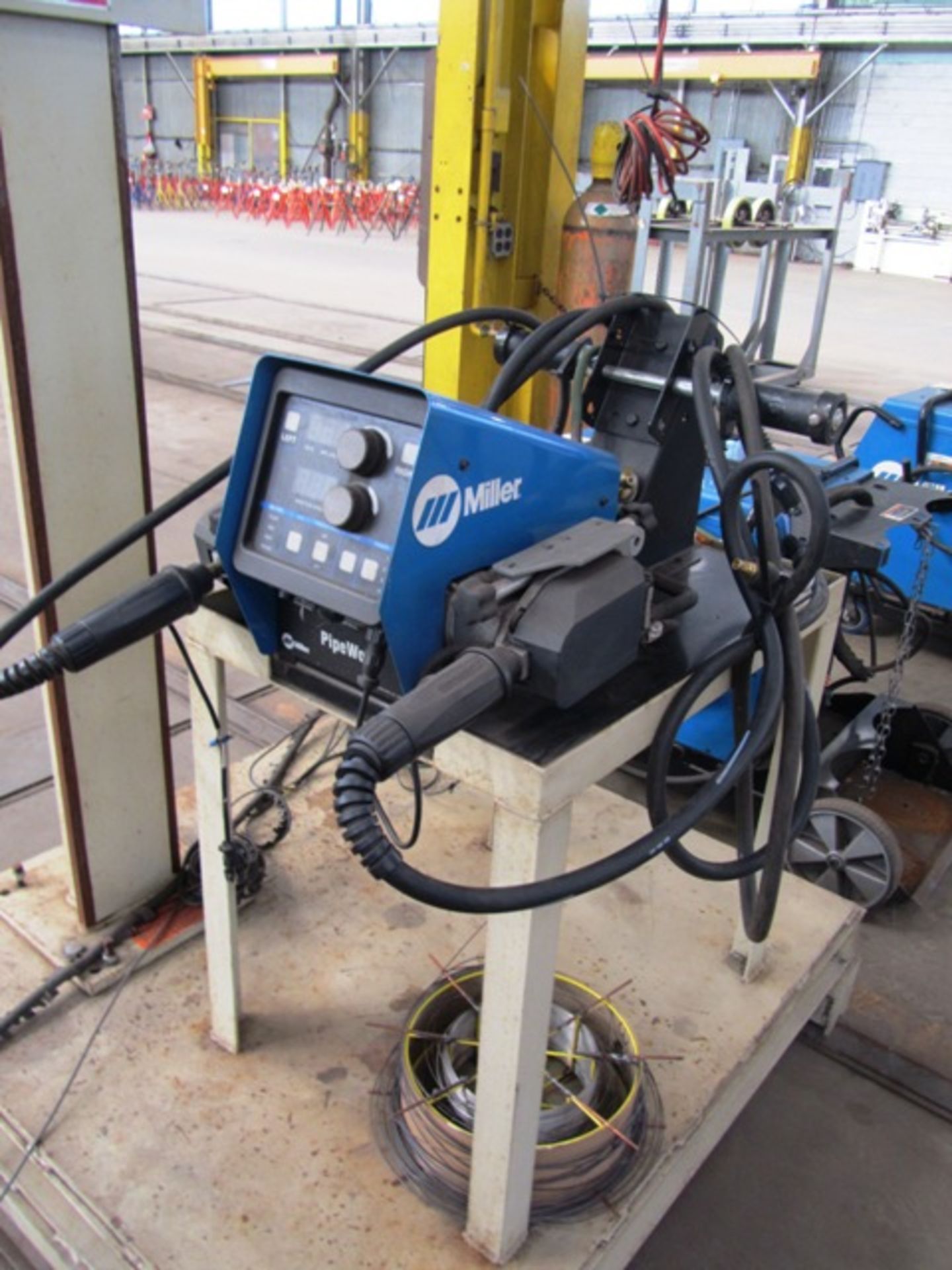 Miller PipeWorx 400 Portable Mig Welder with Miller PipeWorx Dual Wire Feeder, sn:MD130019G - Image 2 of 2