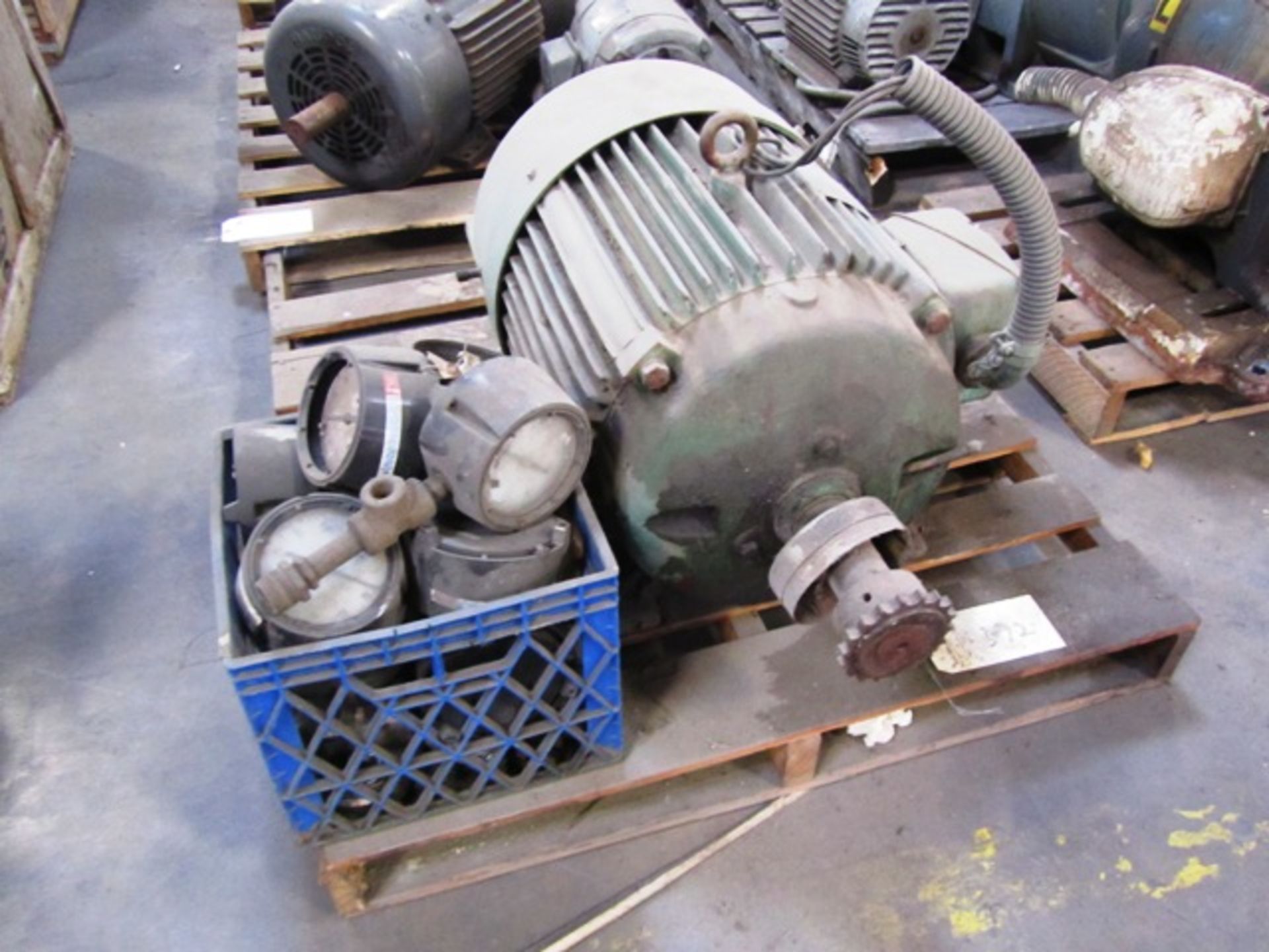 25HP Motor (on pallet)