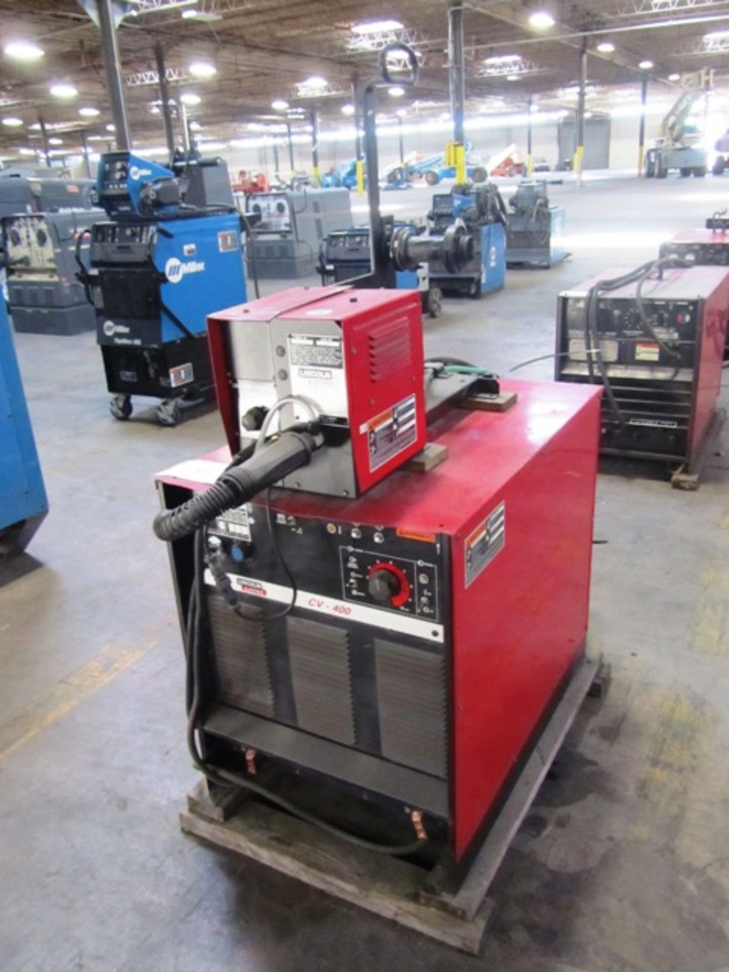 Lincoln CV400 400 Amp Mig Welder with Lincoln Electric LN-7 Wire Feeder, sn:U1970104619