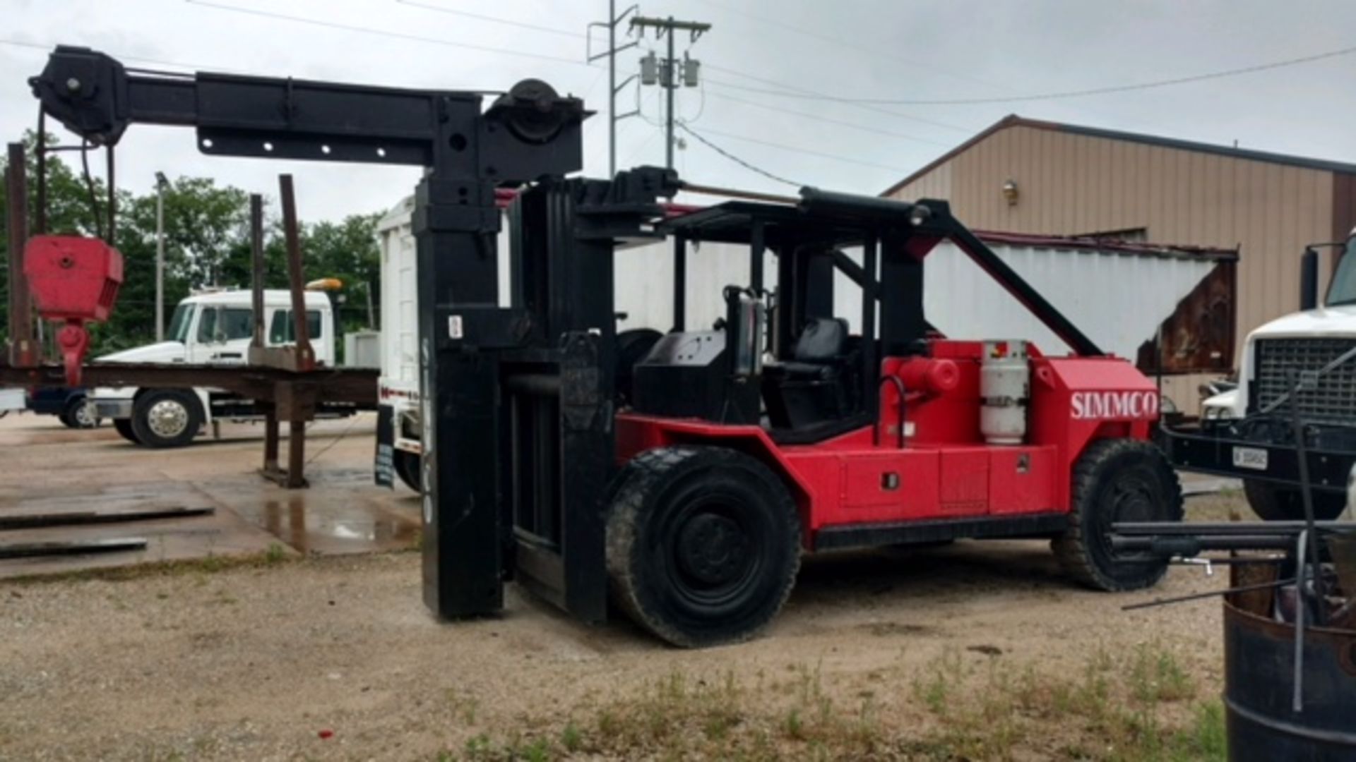 Taylor Approx 40,000lb Propane / Gas Forklift with Approx 2485.2 Hours, 6' Forks, Rigging Boom