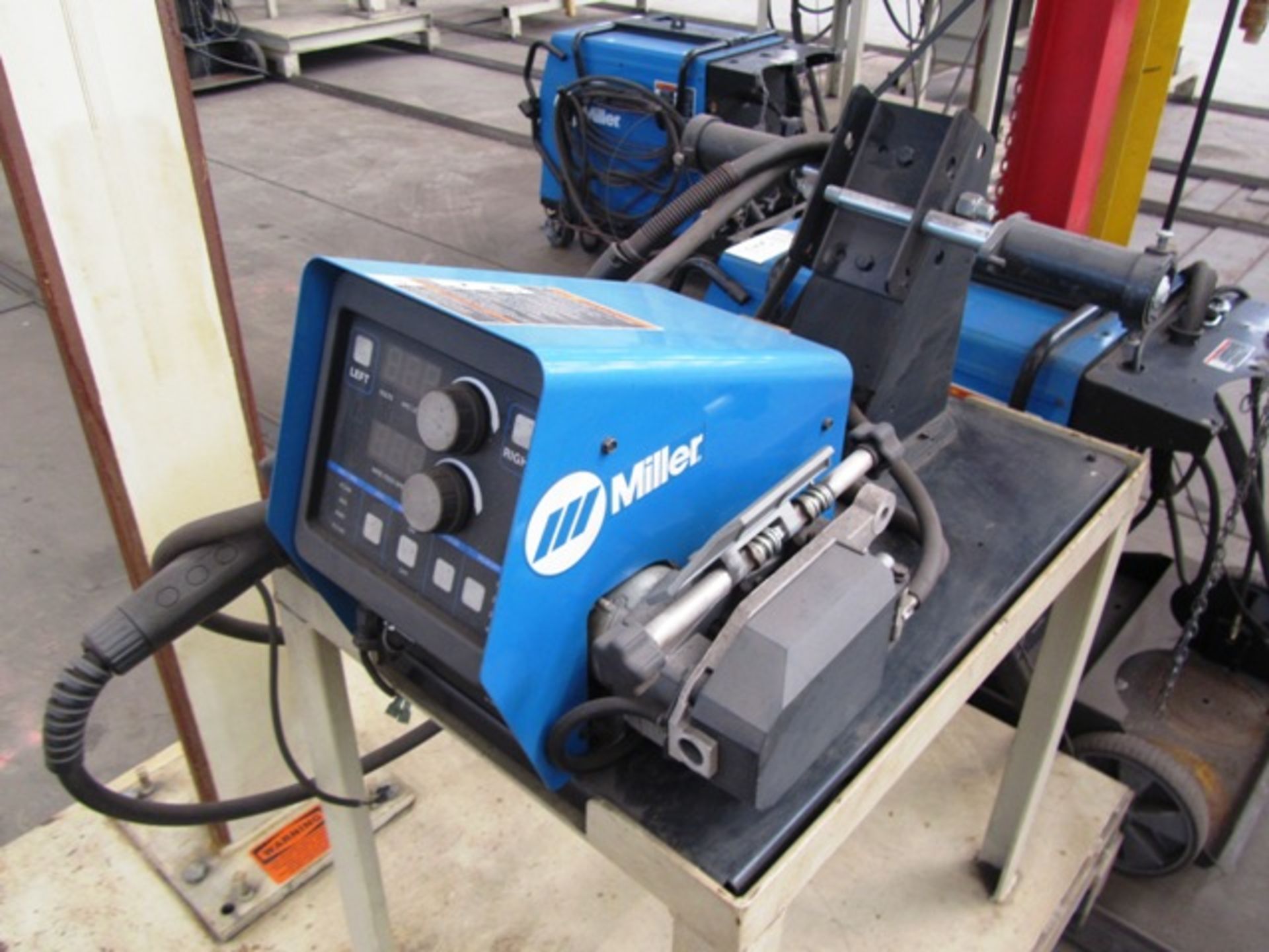 Miller PipeWorx 400 Portable Mig Welder with Miller PipeWorx Dual Wire Feeder, sn:MD130010G - Image 2 of 2